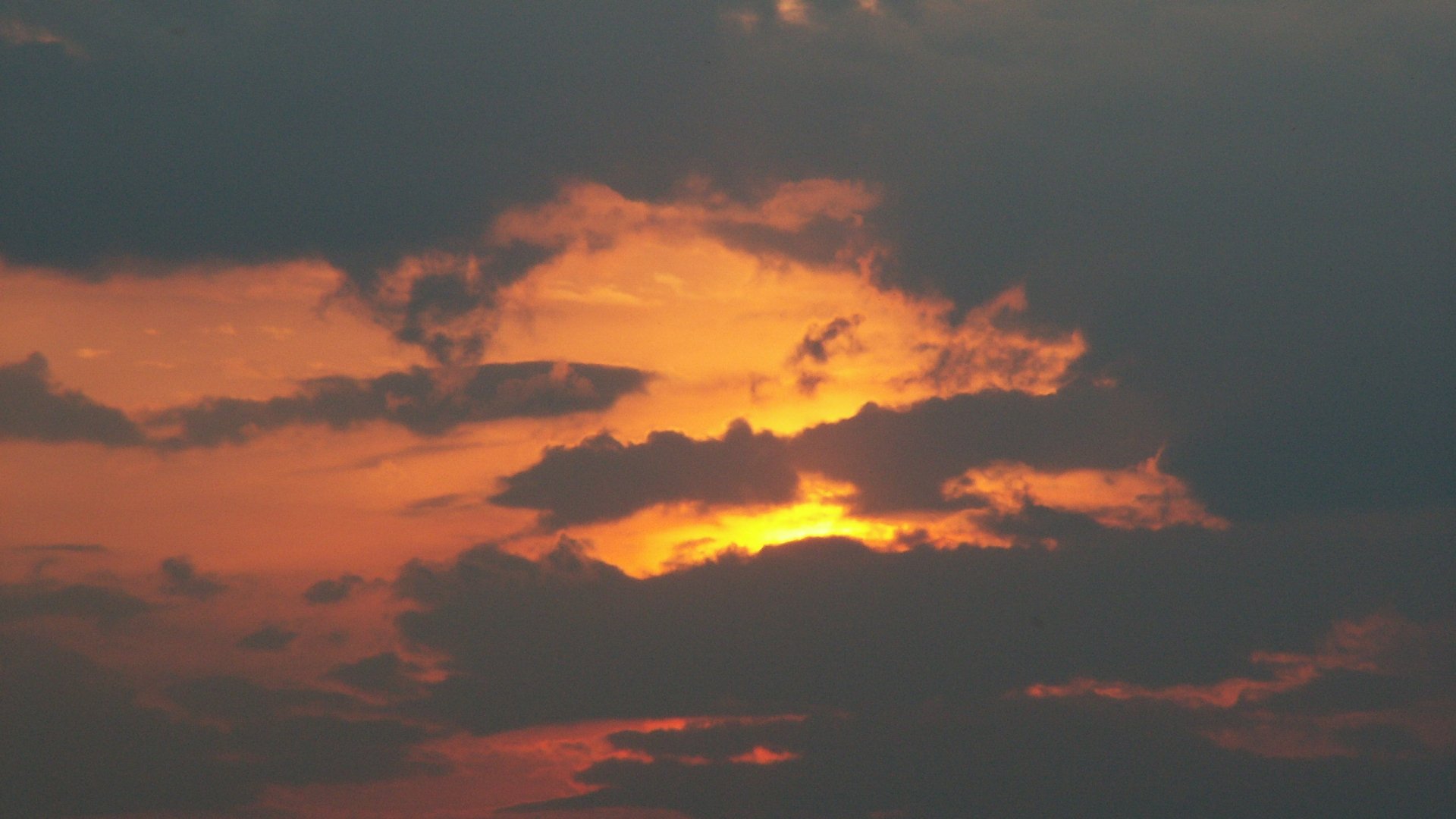sunset, Clouds, Sun Wallpaper
