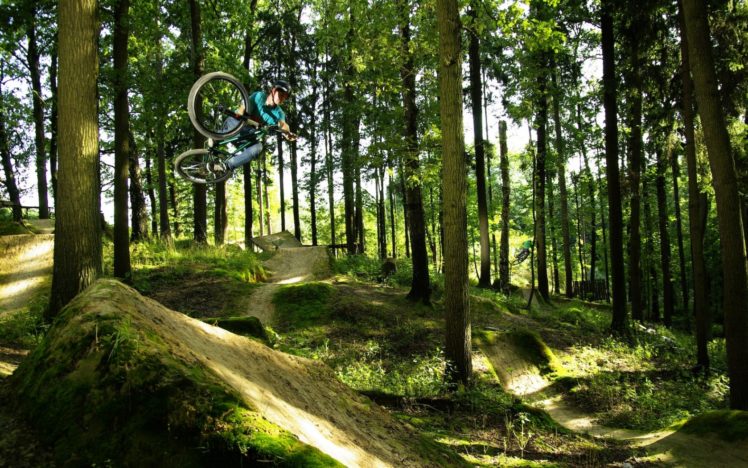 mountain, Biking, Bike, Bicycle, Extreme, Wheels, Track, Racing, Jump, Flight, Fly, Air, Landscapes, Nature, Trees, Forest, Sunlight, Shade, Hills, People HD Wallpaper Desktop Background