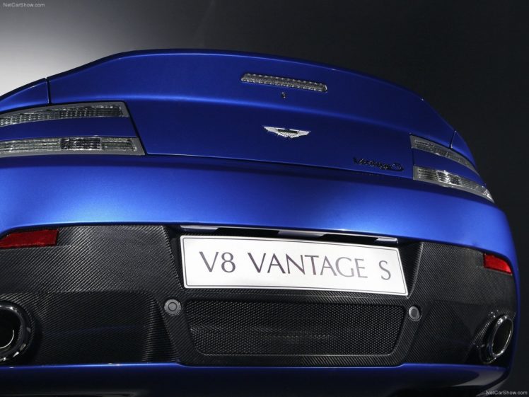 cars, Aston, Martin, Vantage, Aston, Martin, V8, Vantage, Aston, Martin, V8, Vantage HD Wallpaper Desktop Background