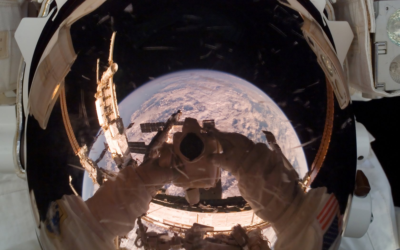 outer, Space, Astronauts Wallpaper
