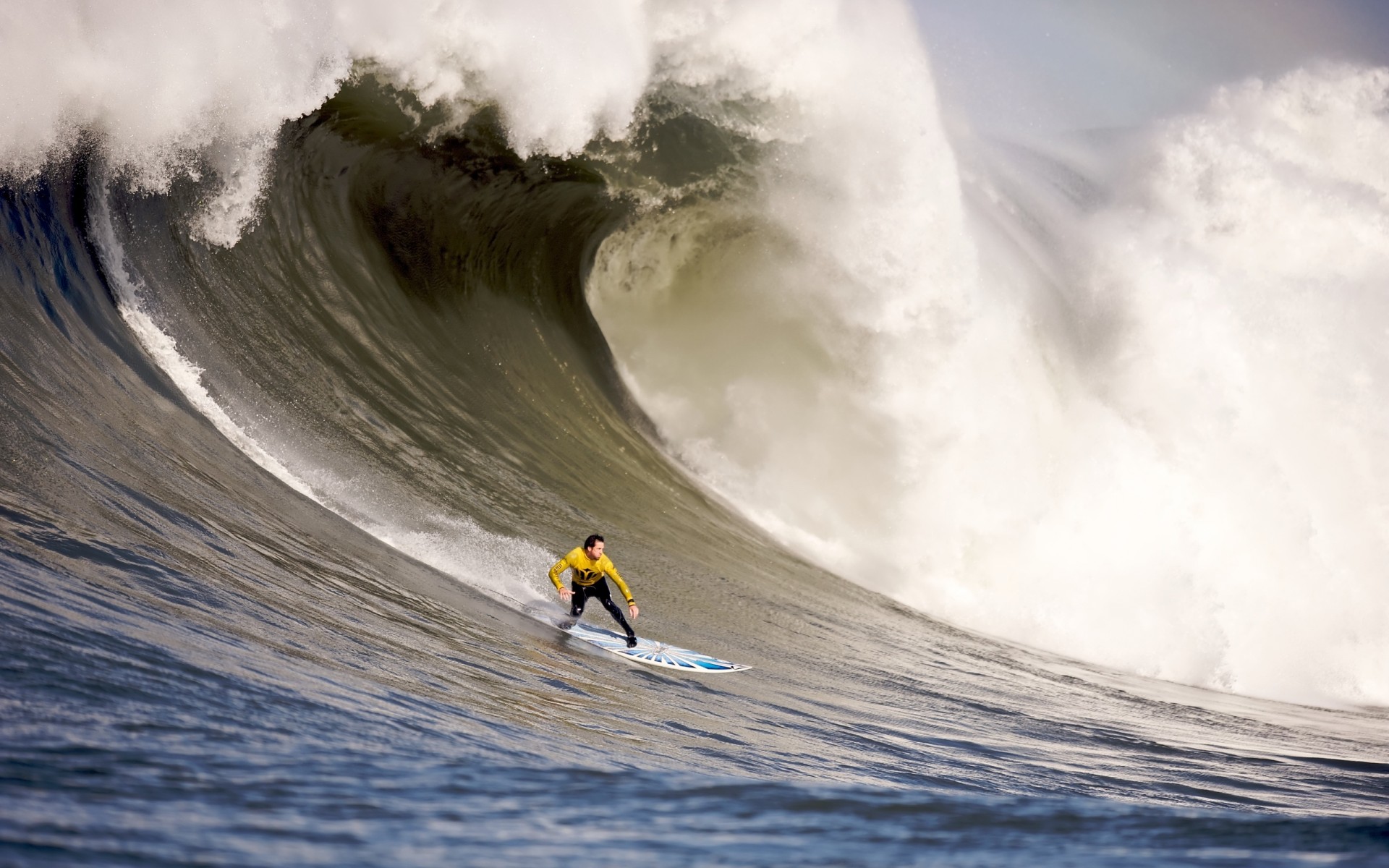 sports, Surfing, Surfboard, Waves, Ocean, Sea, Power, Drops, Spray, Explosion, Men, Males, Boy, Extreme, Awesome Wallpaper