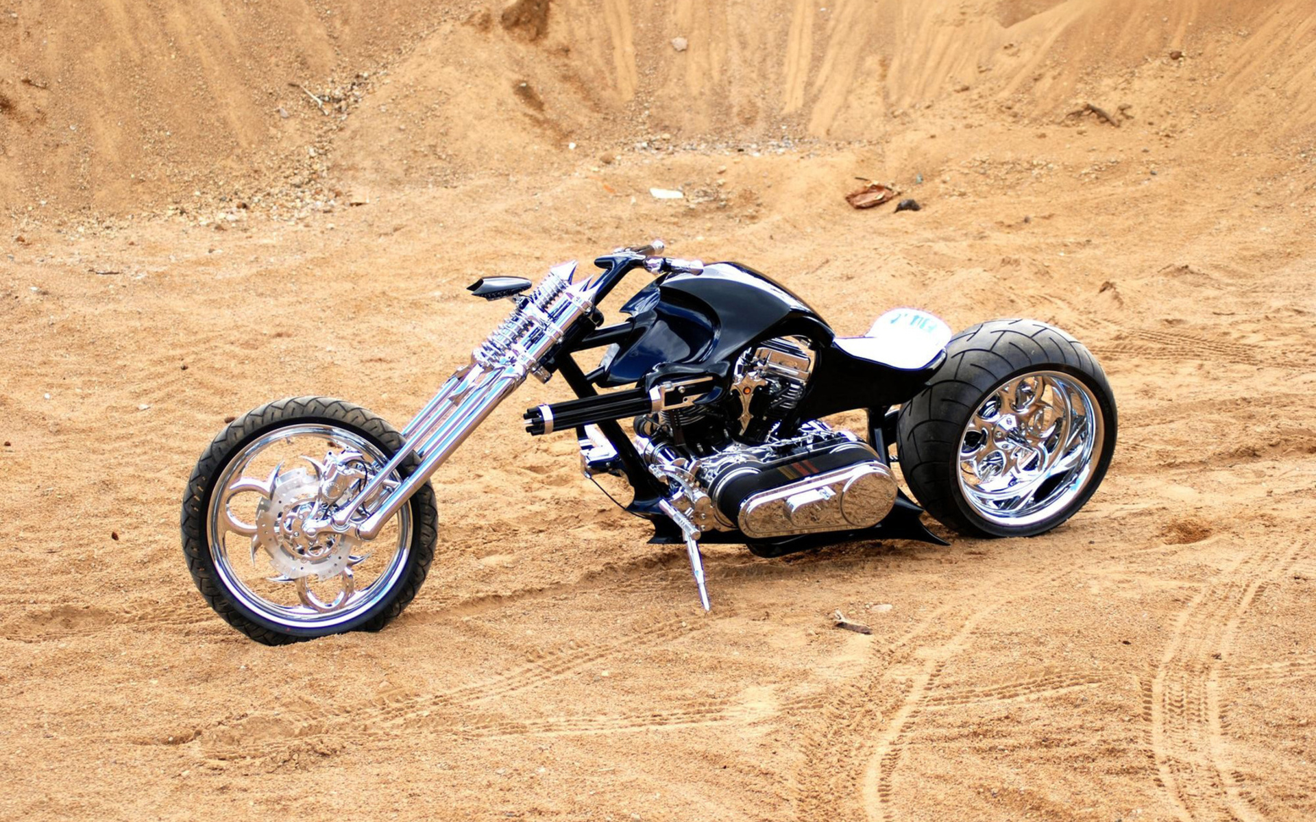 custom, Chopper, Sled, Vehicles, Motorcycles, Motorbikes, Bike, Stance, Chrome, Black, Wheels Wallpaper