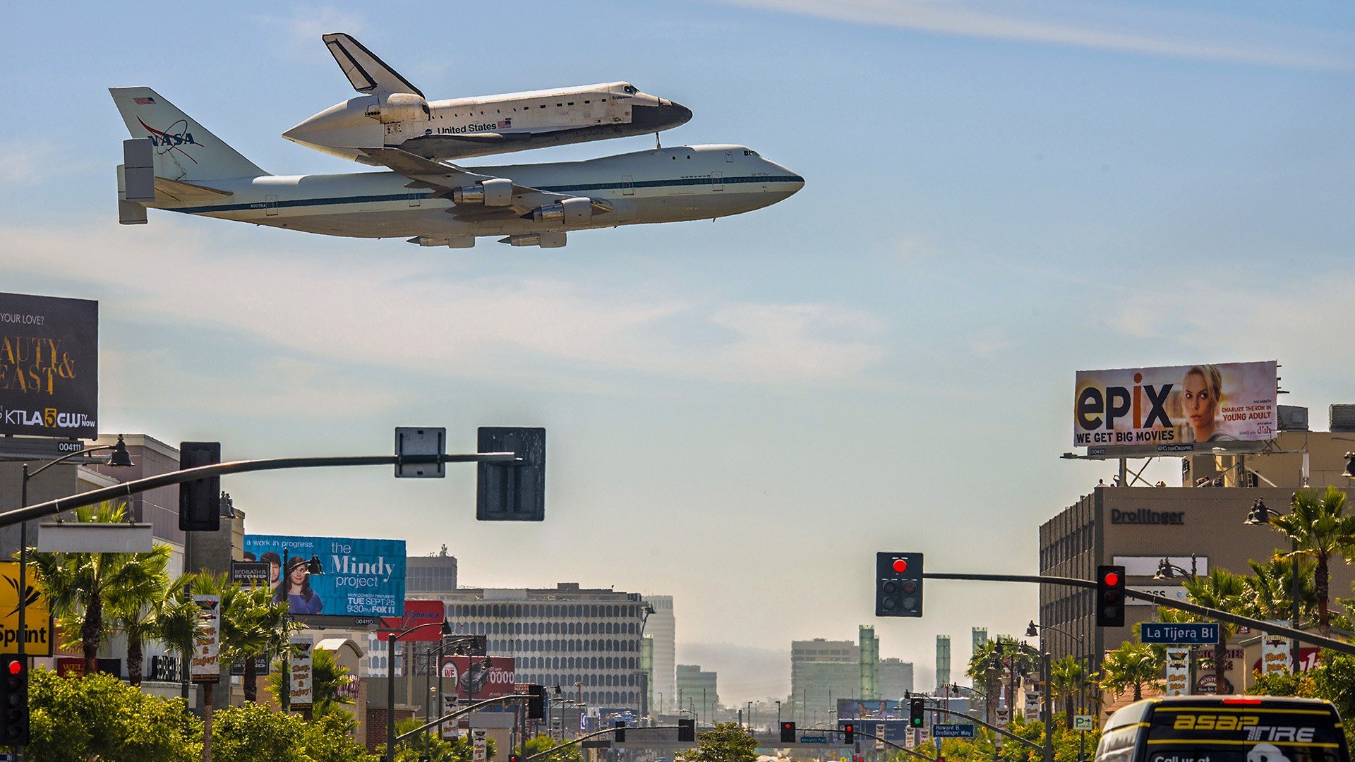 airplanes, Shuttle Wallpaper