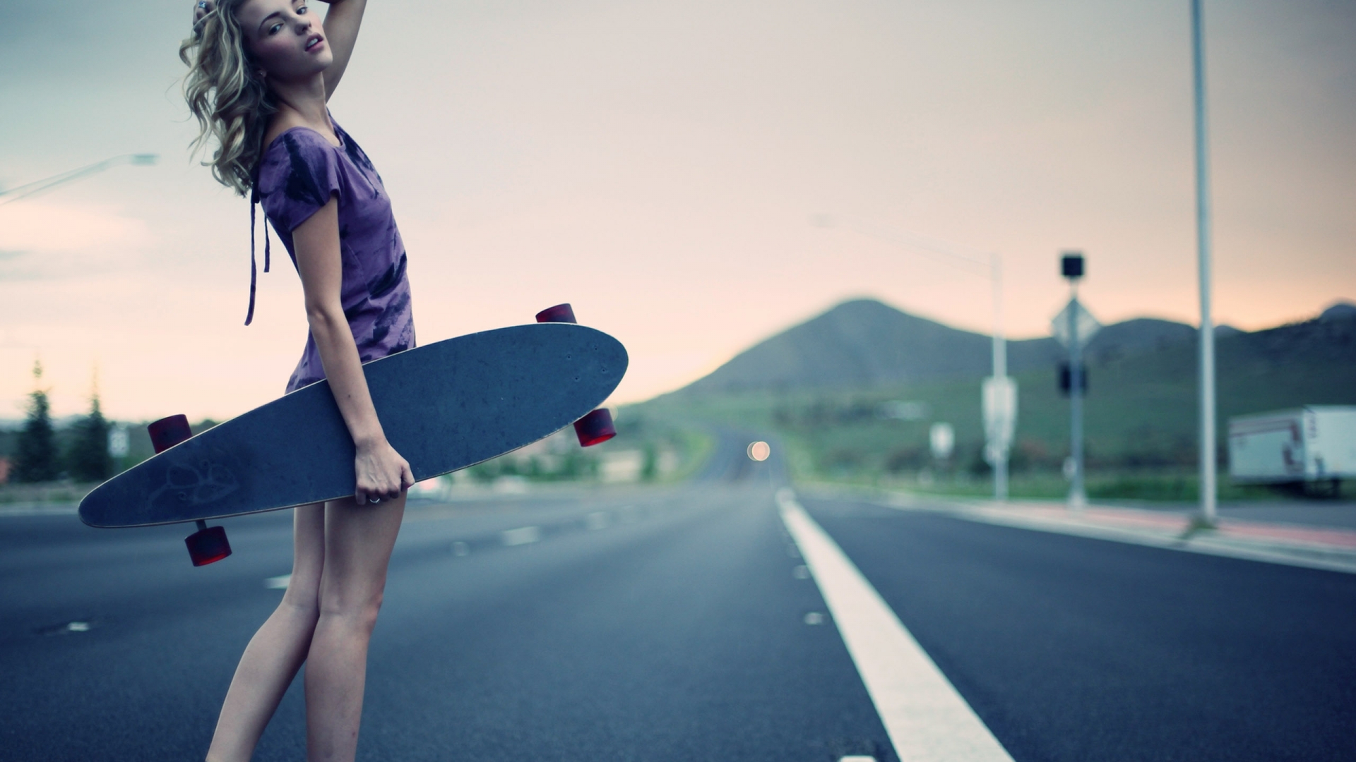 women, Females, Girls, Babes, Sports, Model, Blond Wallpaper