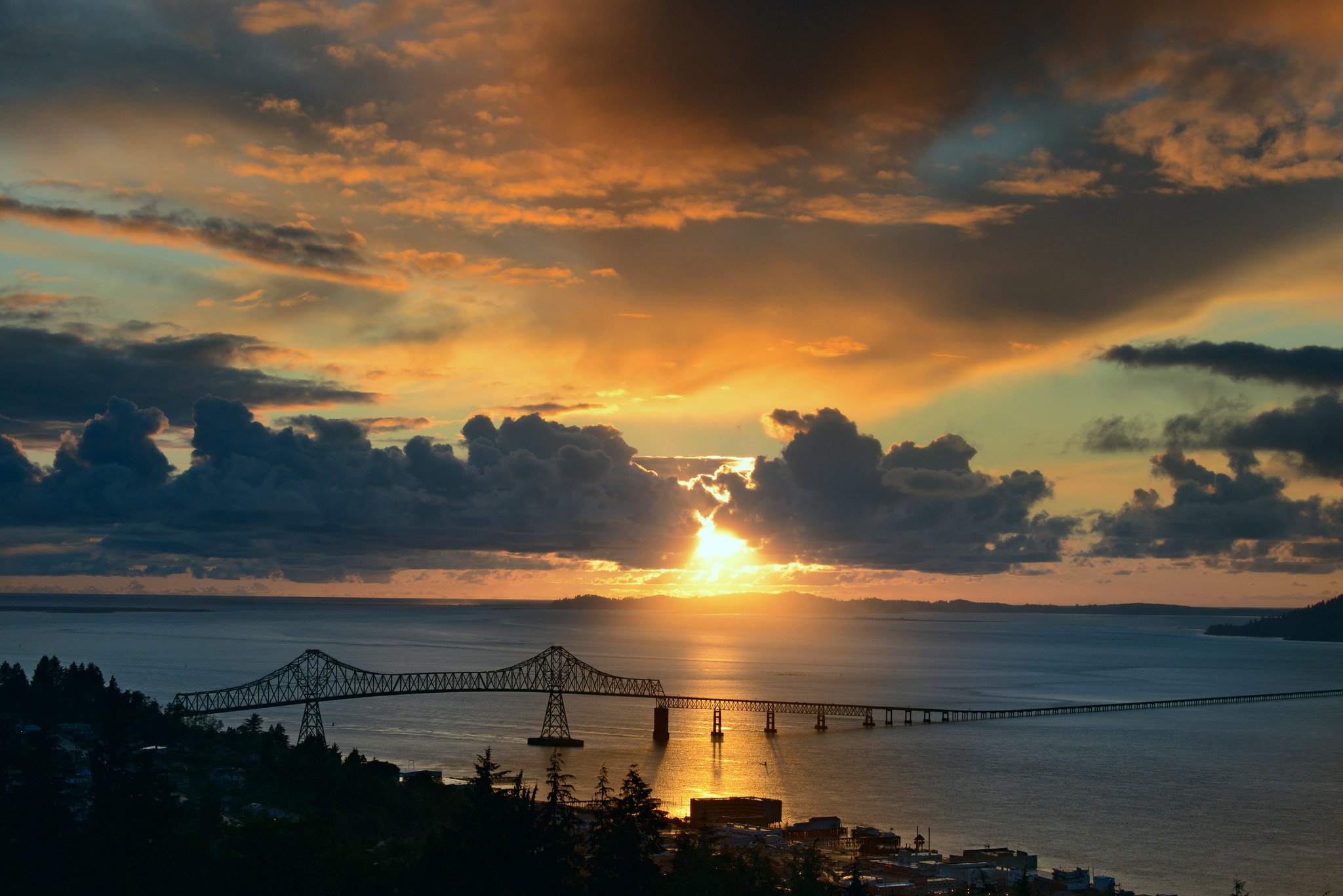 clouds, Sunset, Sun, Bay, Bridge Wallpaper