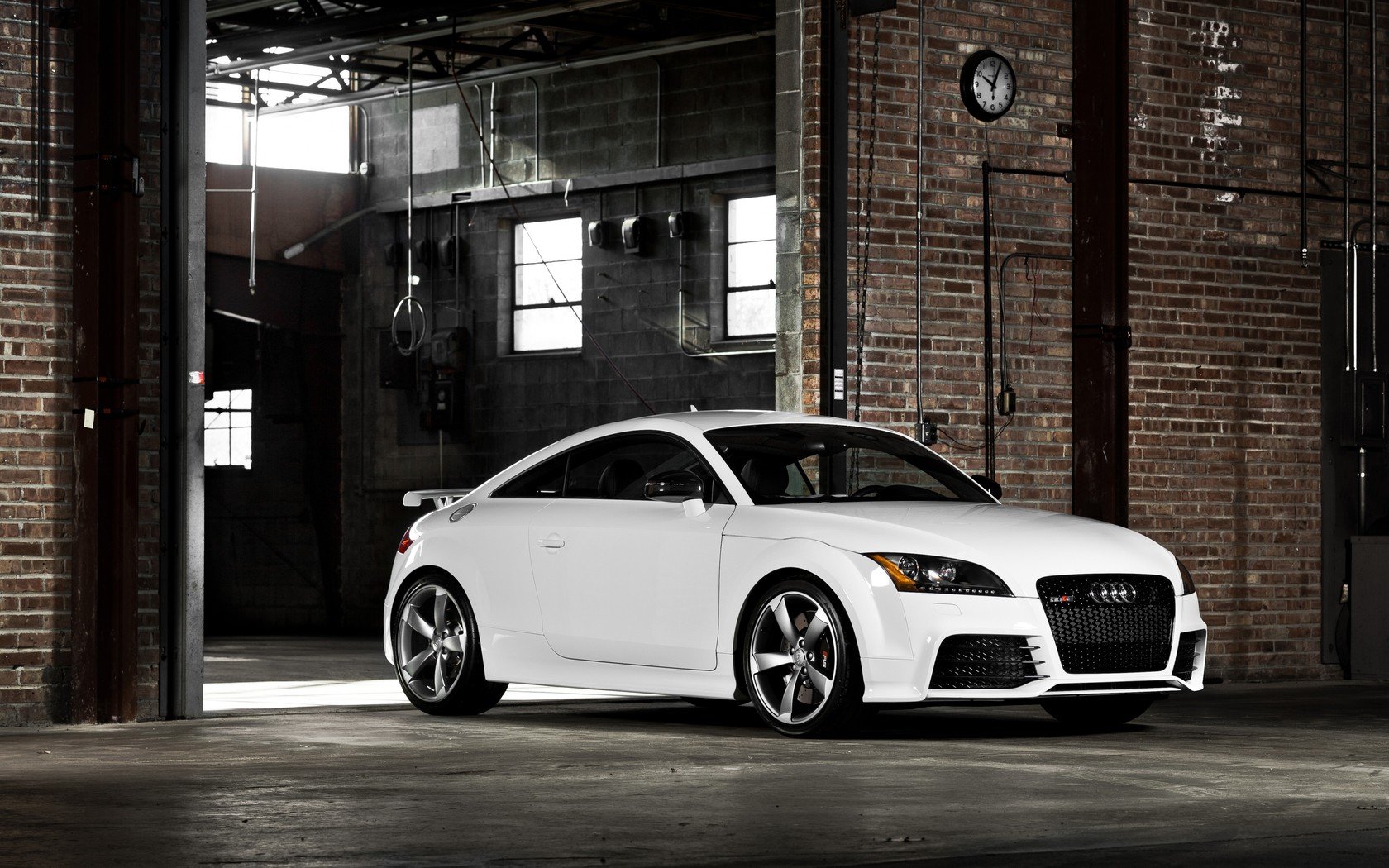 Audi TT RS White