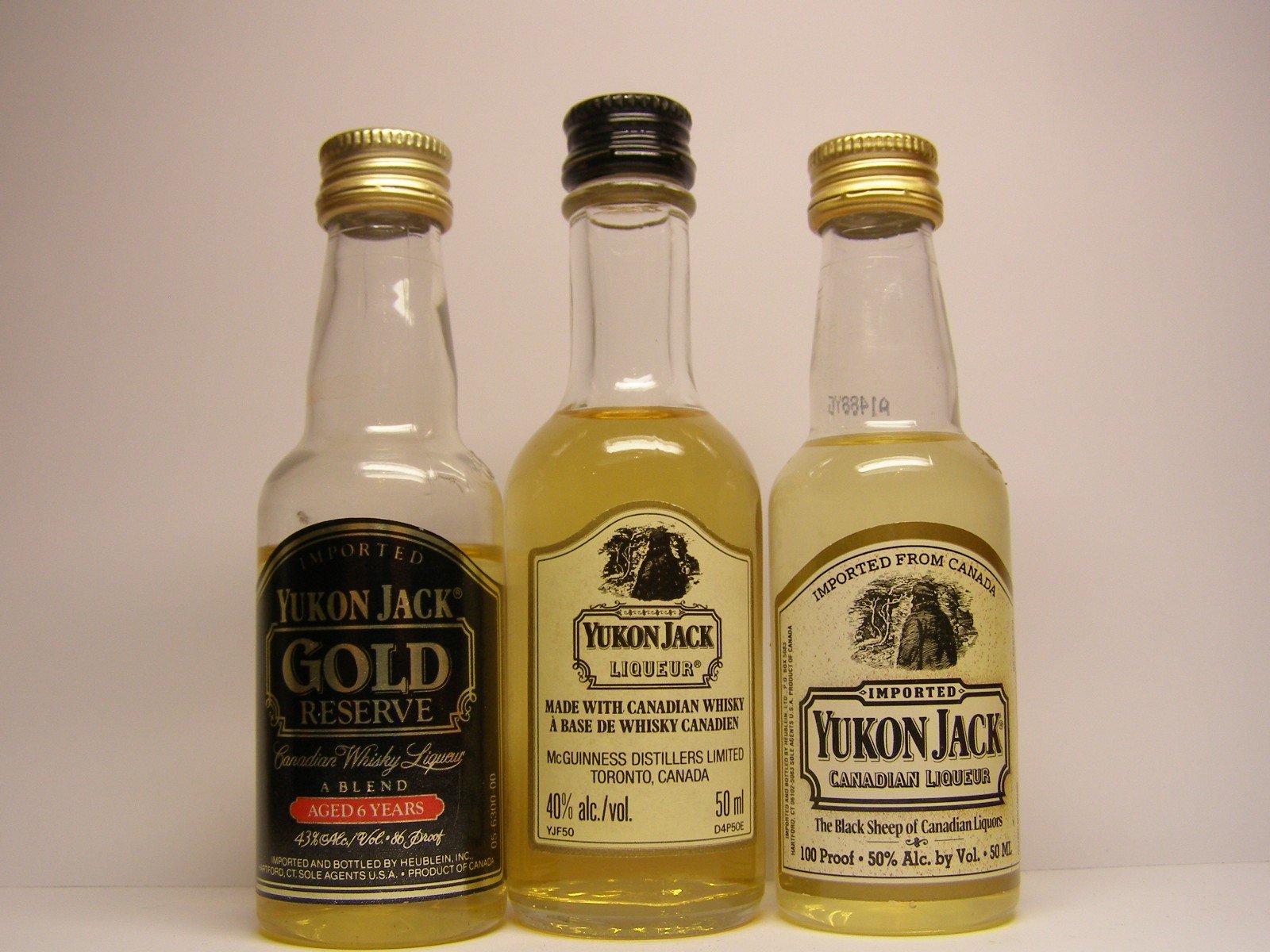 bottles, Alcohol, Whiskey, Liquor Wallpaper