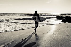 surfing, Surfboard, Beaches, Ocean, Sea, Waves, Black, White, Sky, Sunset, Sunrise