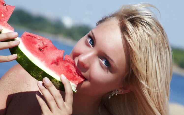 blondes, Women, Sand, Blue, Eyes, Models, Watermelons, Lada, D, Beaches HD Wallpaper Desktop Background