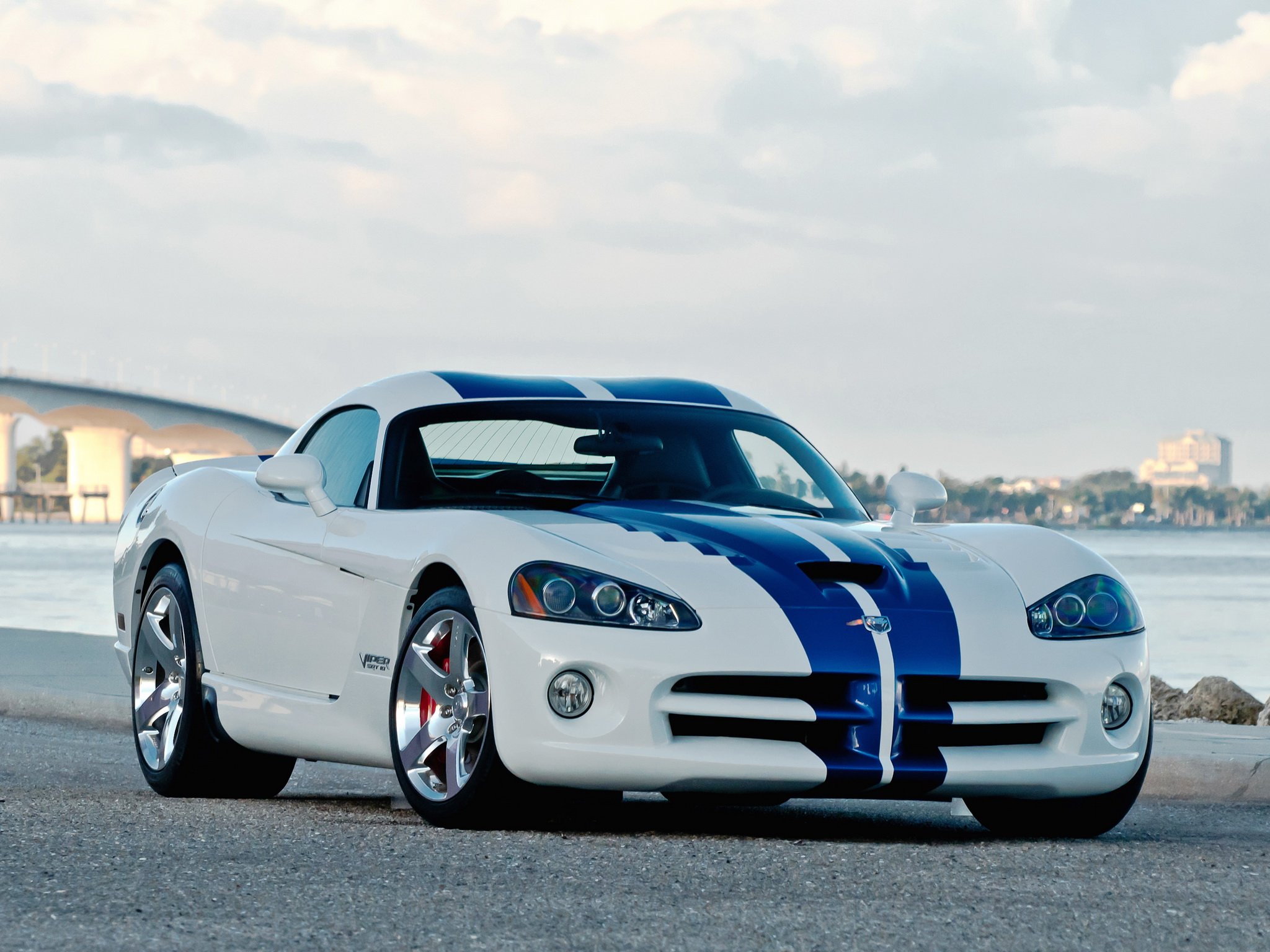 Dodge Viper srt 10 Coupe