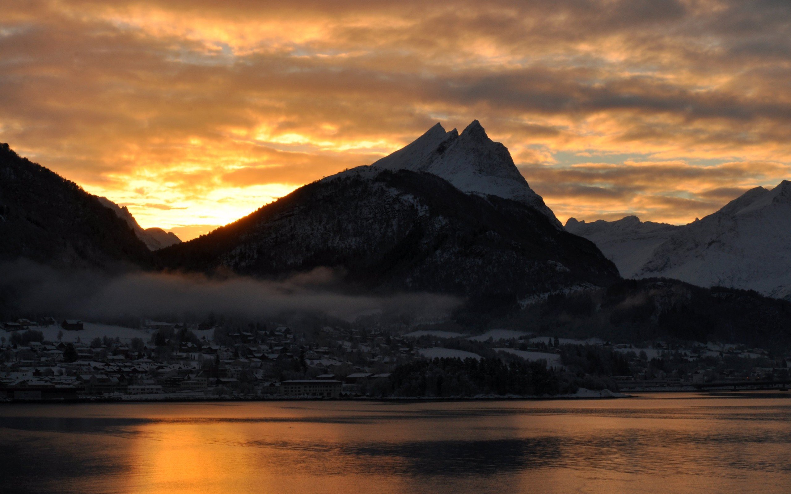 sunset, Mountains, Landscapes, Nature, Cityscapes Wallpaper