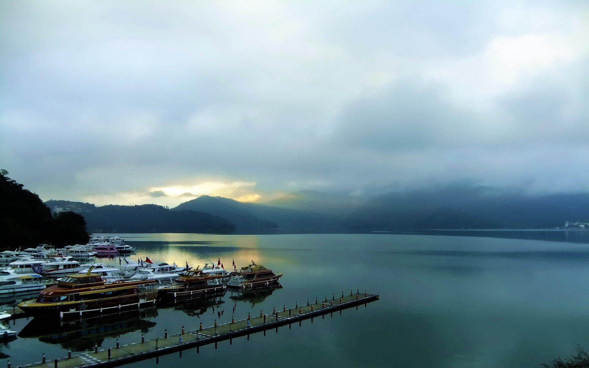 water, Sunrise, Mountains, Clouds, Landscapes, Dock, Ships, Piers, Boats, Lakes, Port, Skies Wallpaper