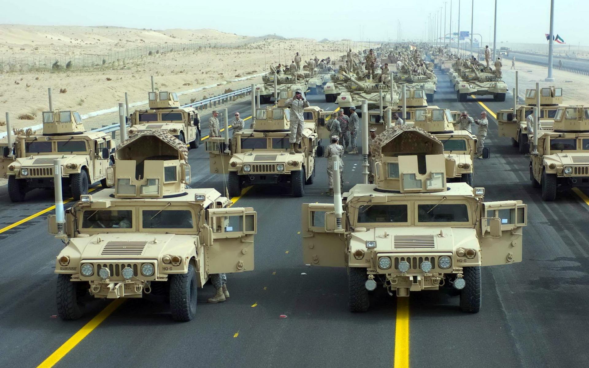 trucks, Military, Humvee, Roads, Warrior, Soldier, Weapons, Guns Wallpaper