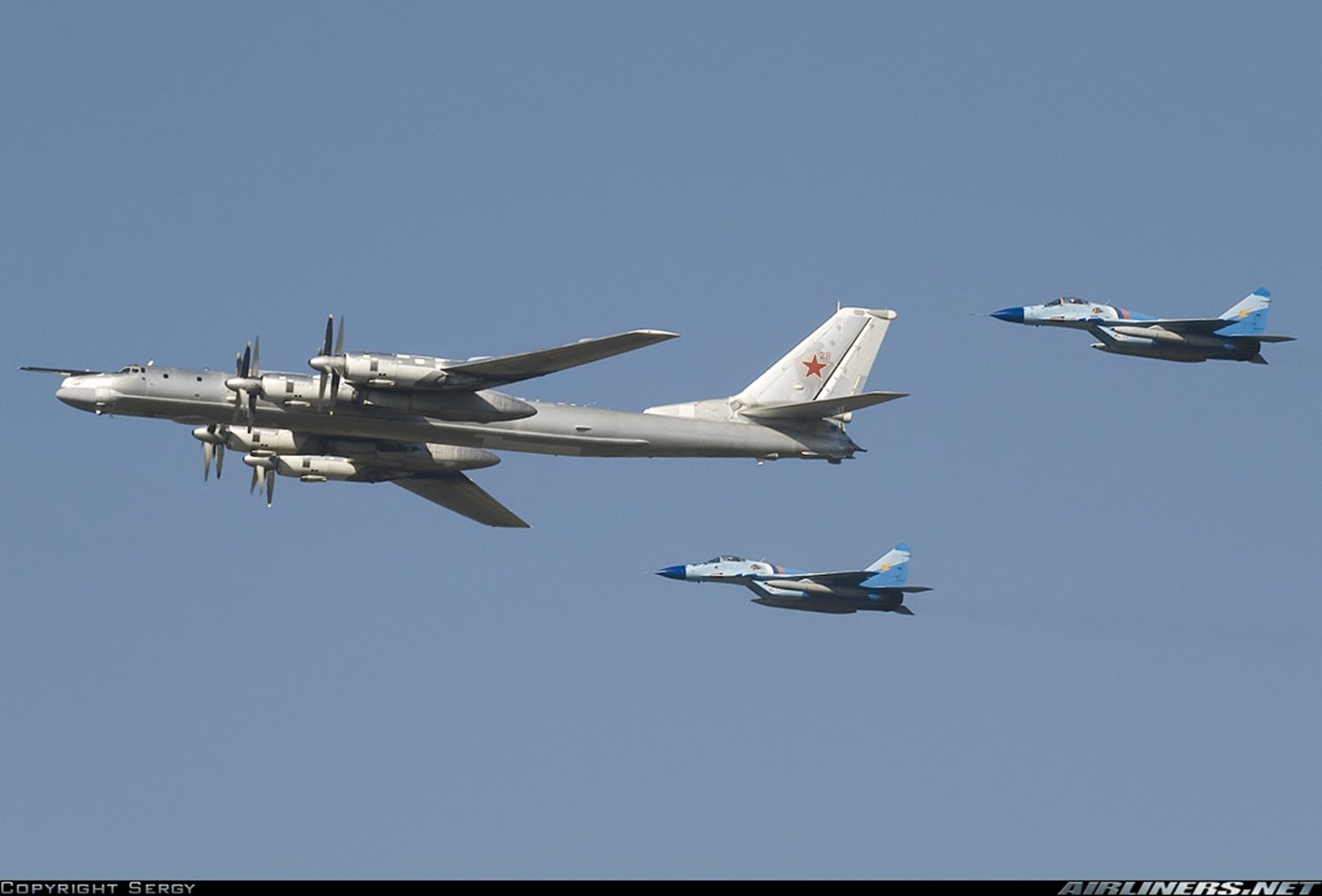 1300715, 1680x1139 Wallpaper