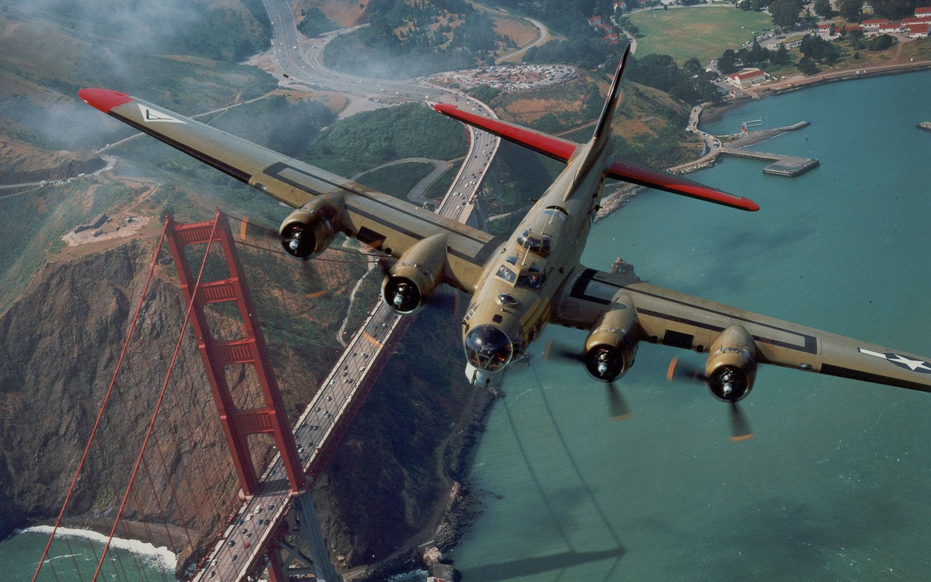 b 17 golden gate bridge san francisco Wallpaper