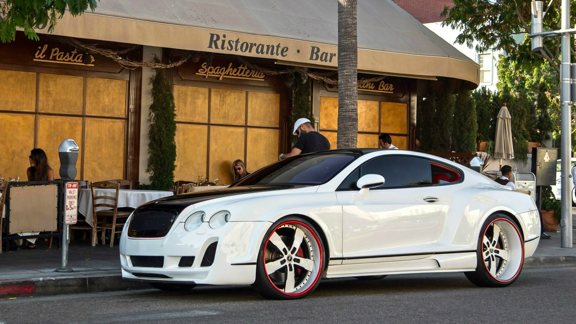 Bentley Continental GTC Р±РµР»С‹Р№