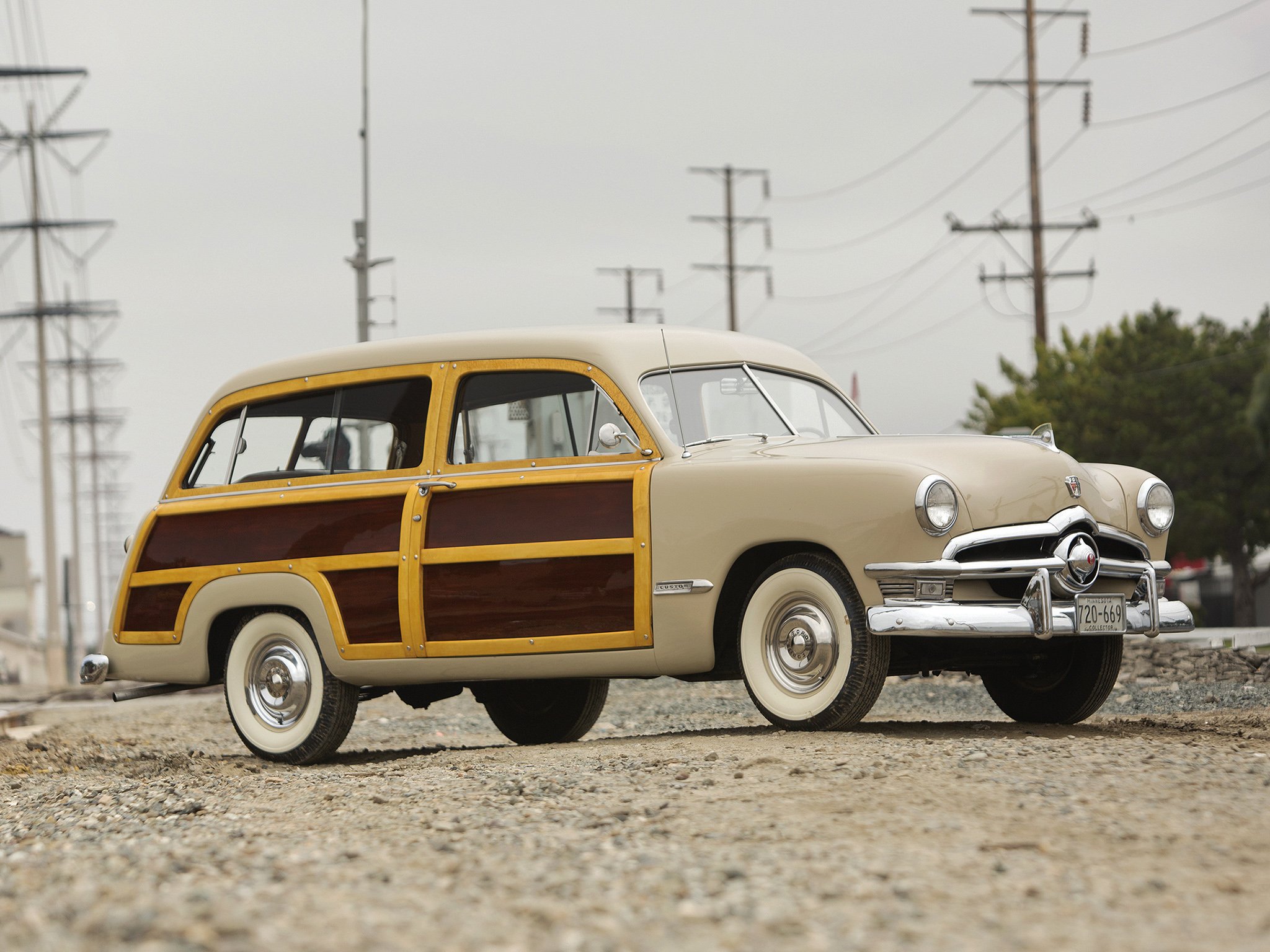 1950, Ford, Custom, Deluxe, Country, Squire, Retro, Woody, Stationwagon Wallpaper