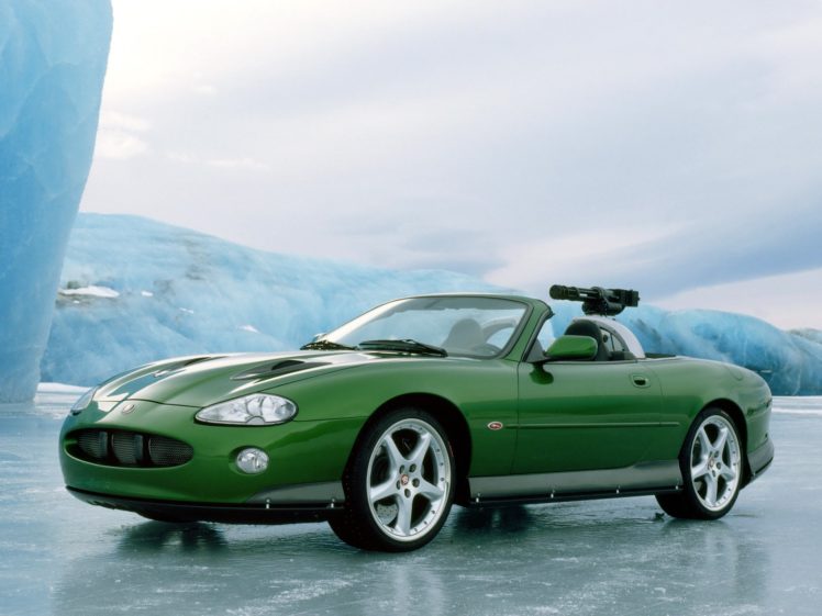 20, 02jaguar, Xkr, Convertible, 007, Die, Another, Day, James, Bond, Movie, Film, Weapon, Gun HD Wallpaper Desktop Background