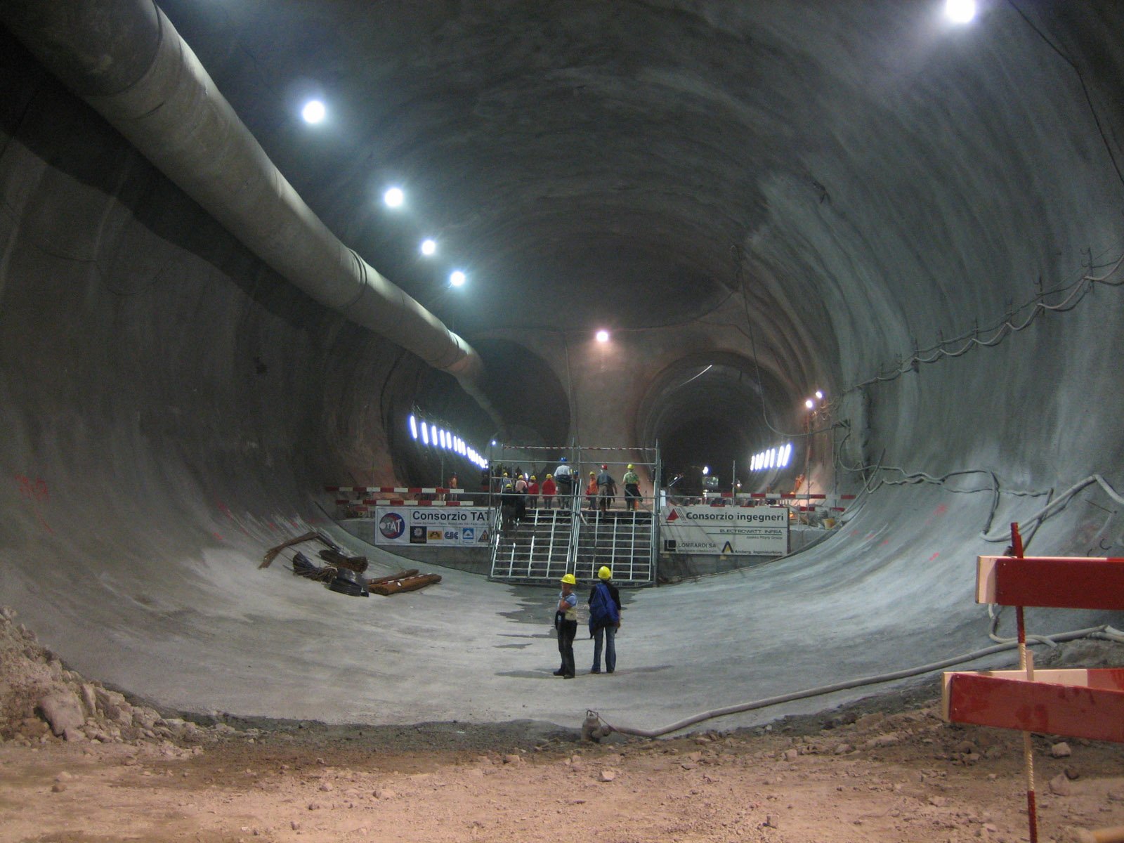 tunnels Wallpaper