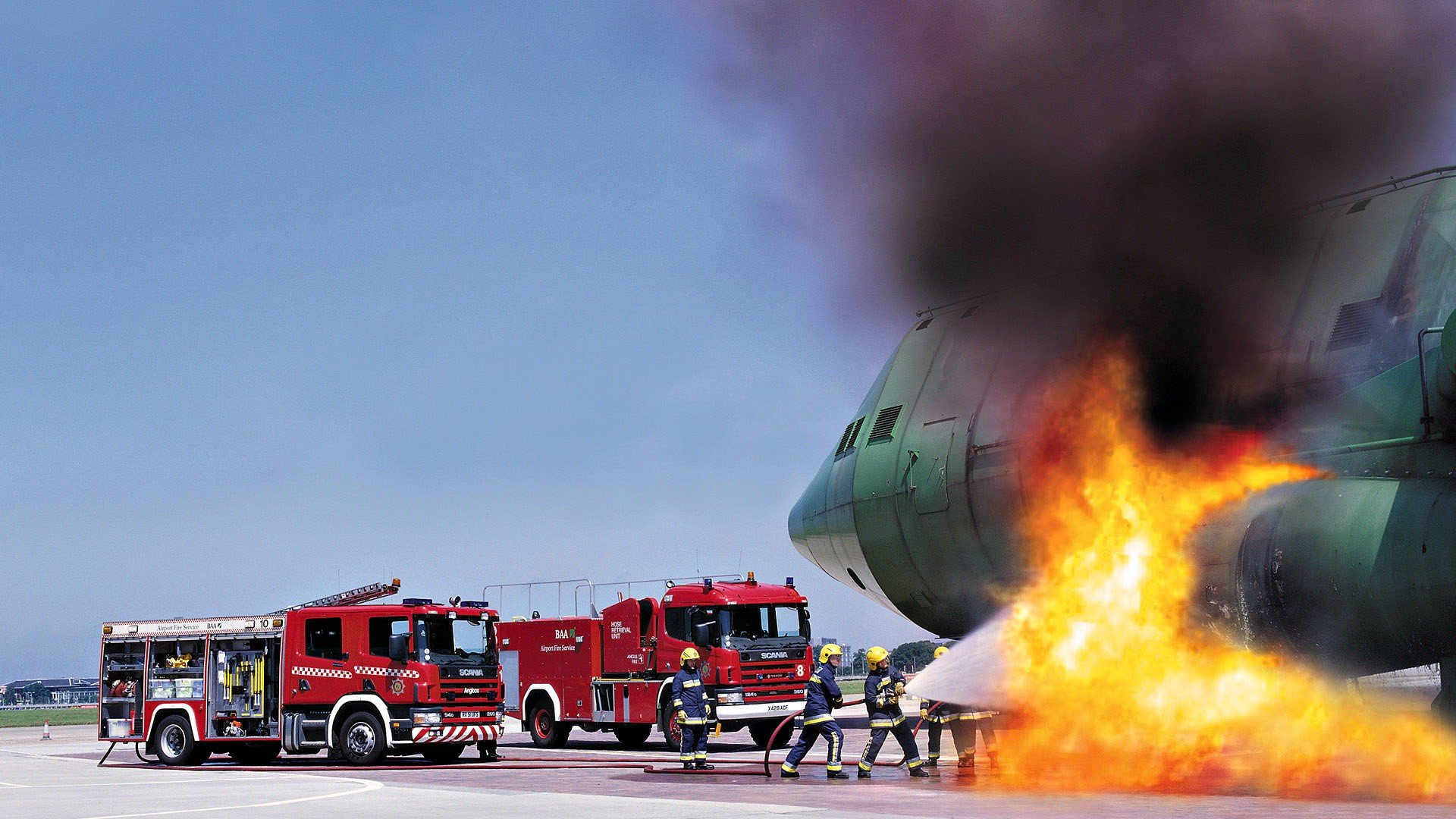 flames, Aircraft, Fire, Firetruck Wallpaper
