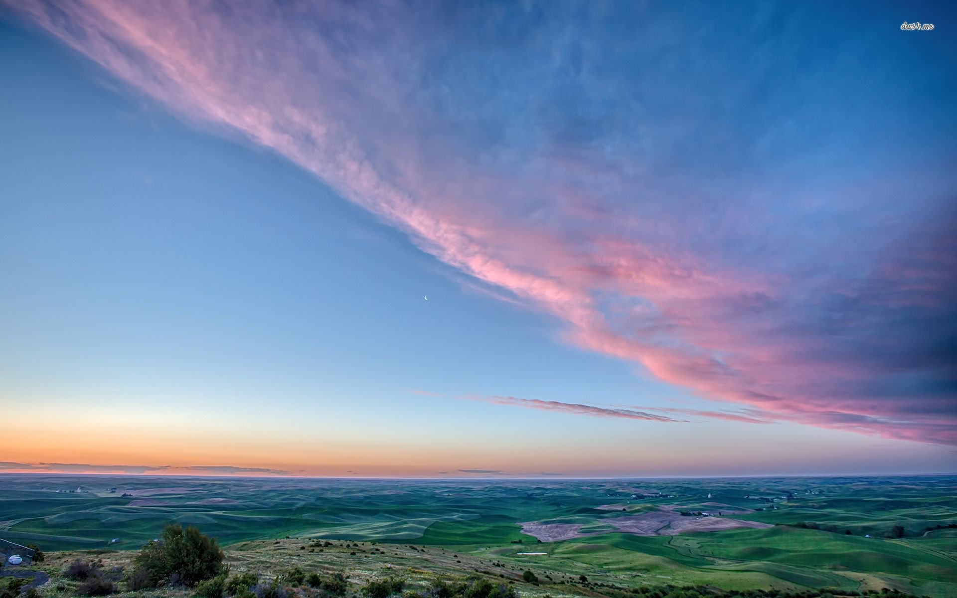 23091 pink clouds 1920x1200 nature wallpaper Wallpaper