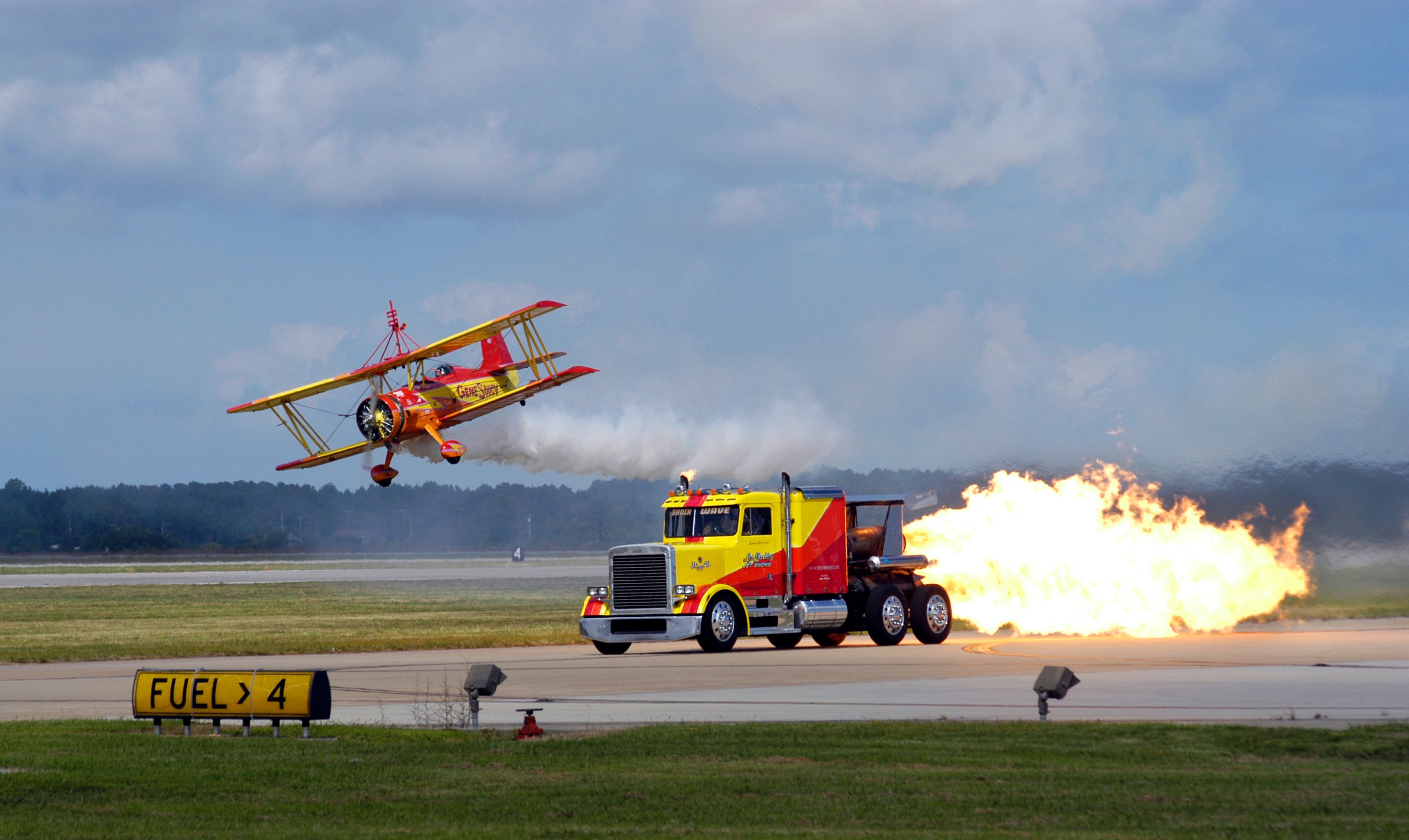 biplane, Airplane, Plane, Aircraft, Jet, Tractor, Semi, Race, Racing, Hot, Rod, Rods Wallpaper