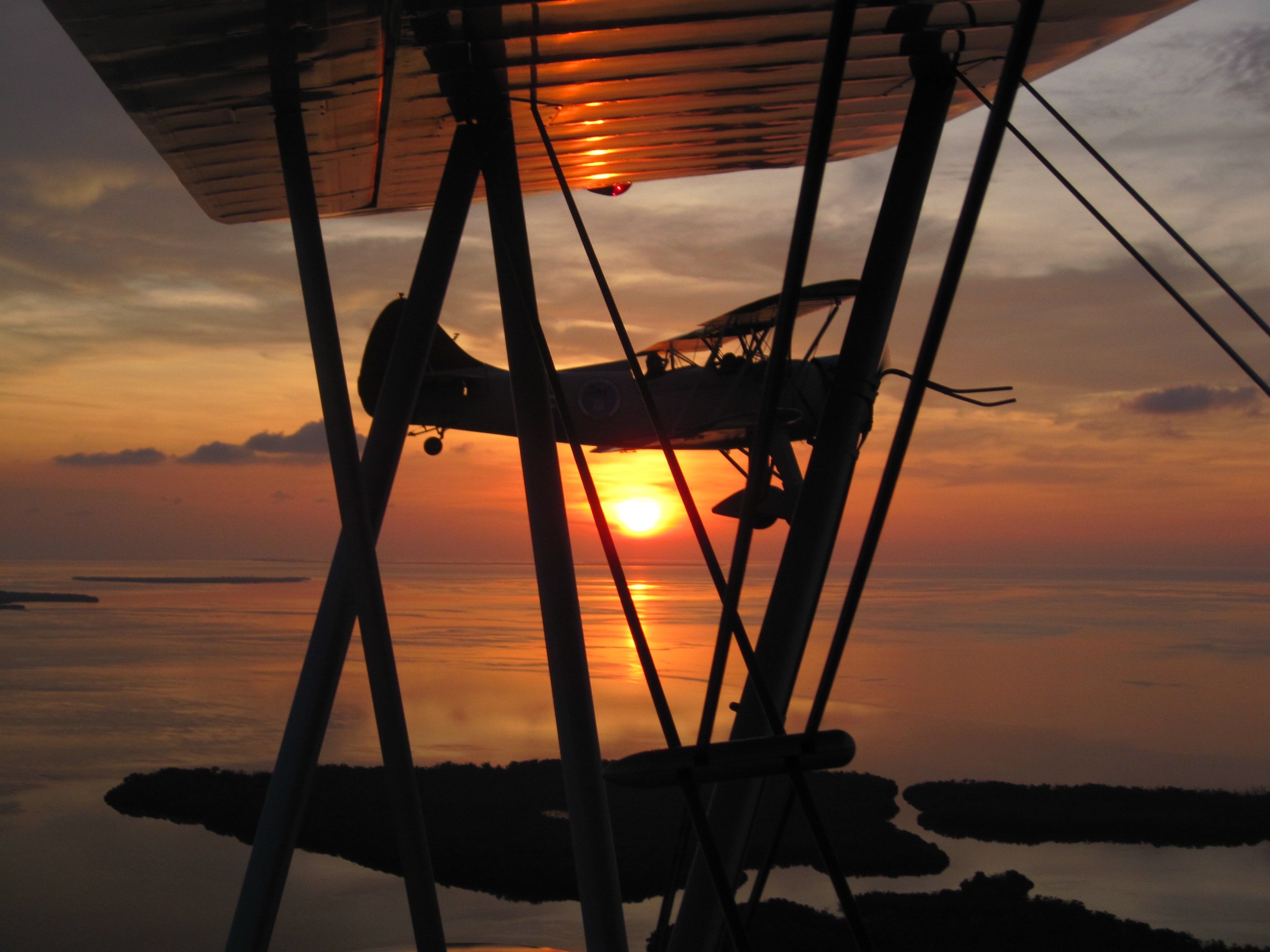 biplane, Airplane, Plane, Aircraft Wallpaper