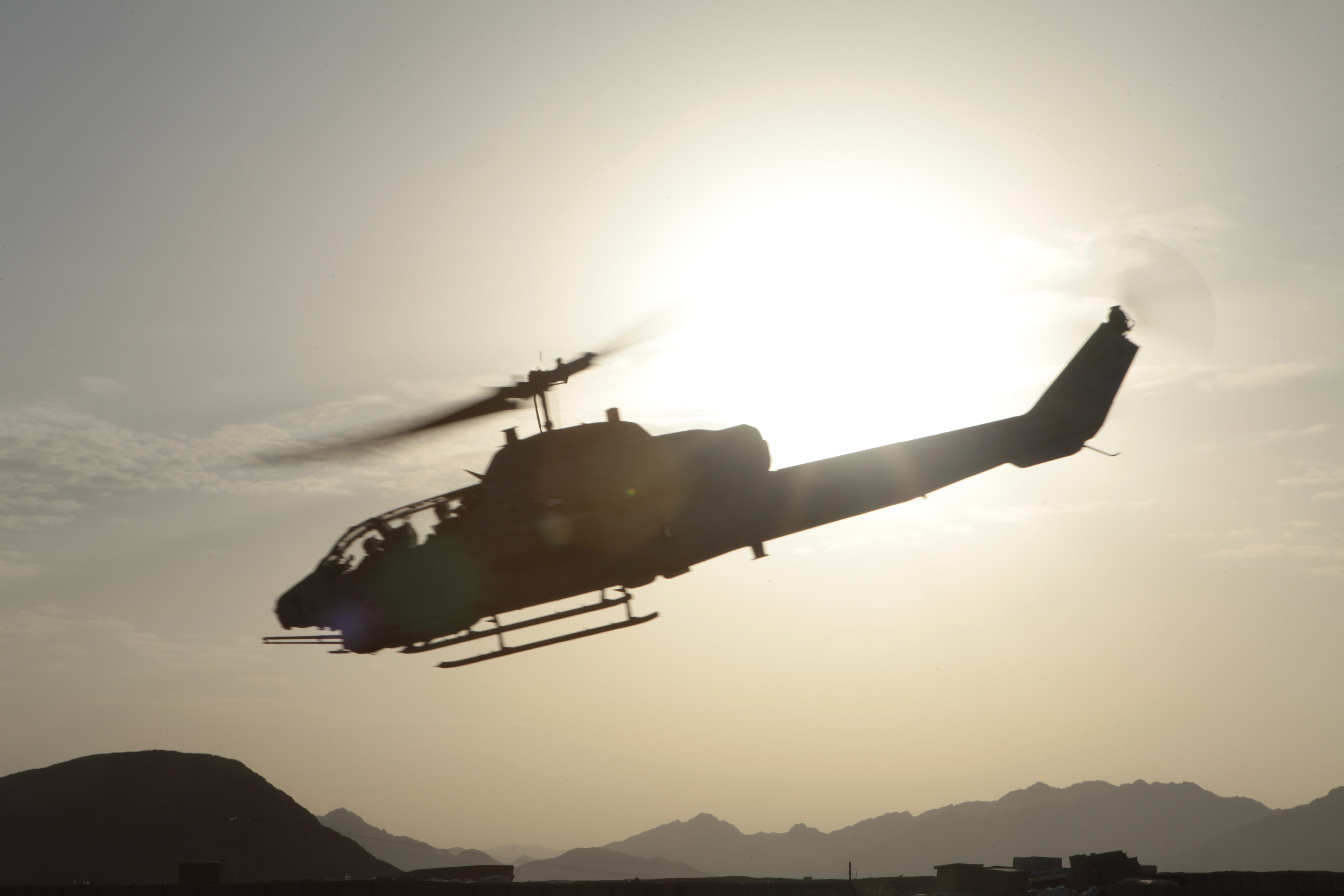 ah 1w, Super, Cobra, Attack, Helicopter, Military, Weapon, Aircraft,  105 Wallpaper