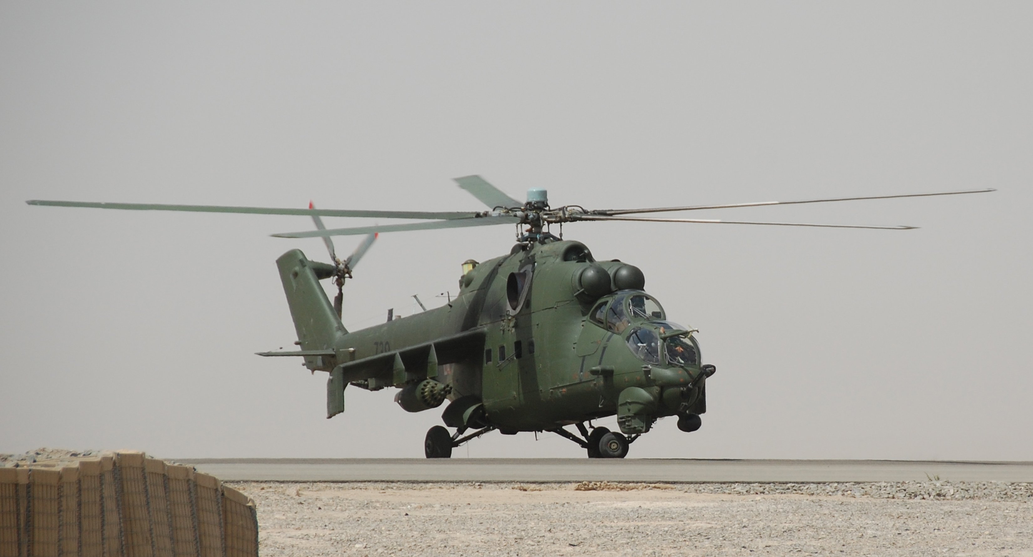 mi 24, Hind, Gunship, Russian, Russia, Military, Weapon, Helicopter, Aircraft,  71 Wallpaper