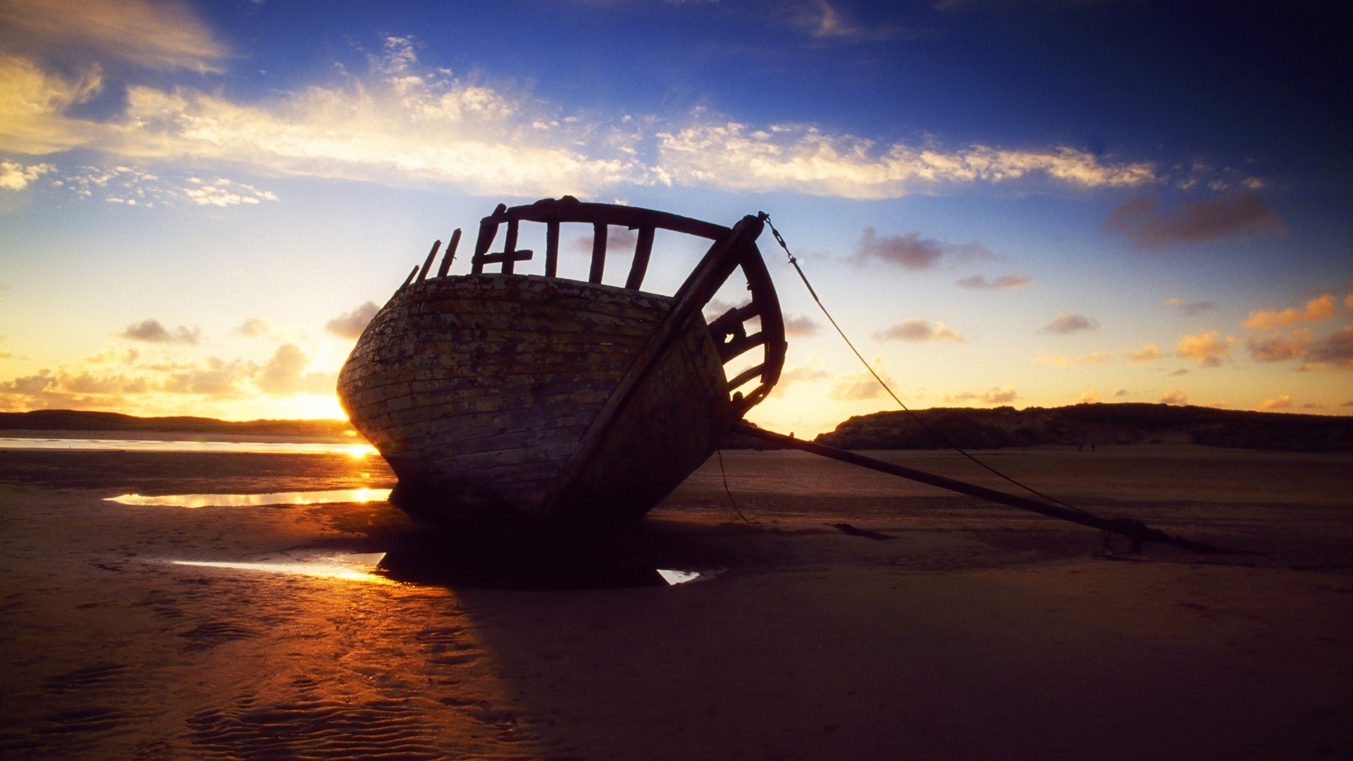 sunset, Ireland, Shipwrecks Wallpaper
