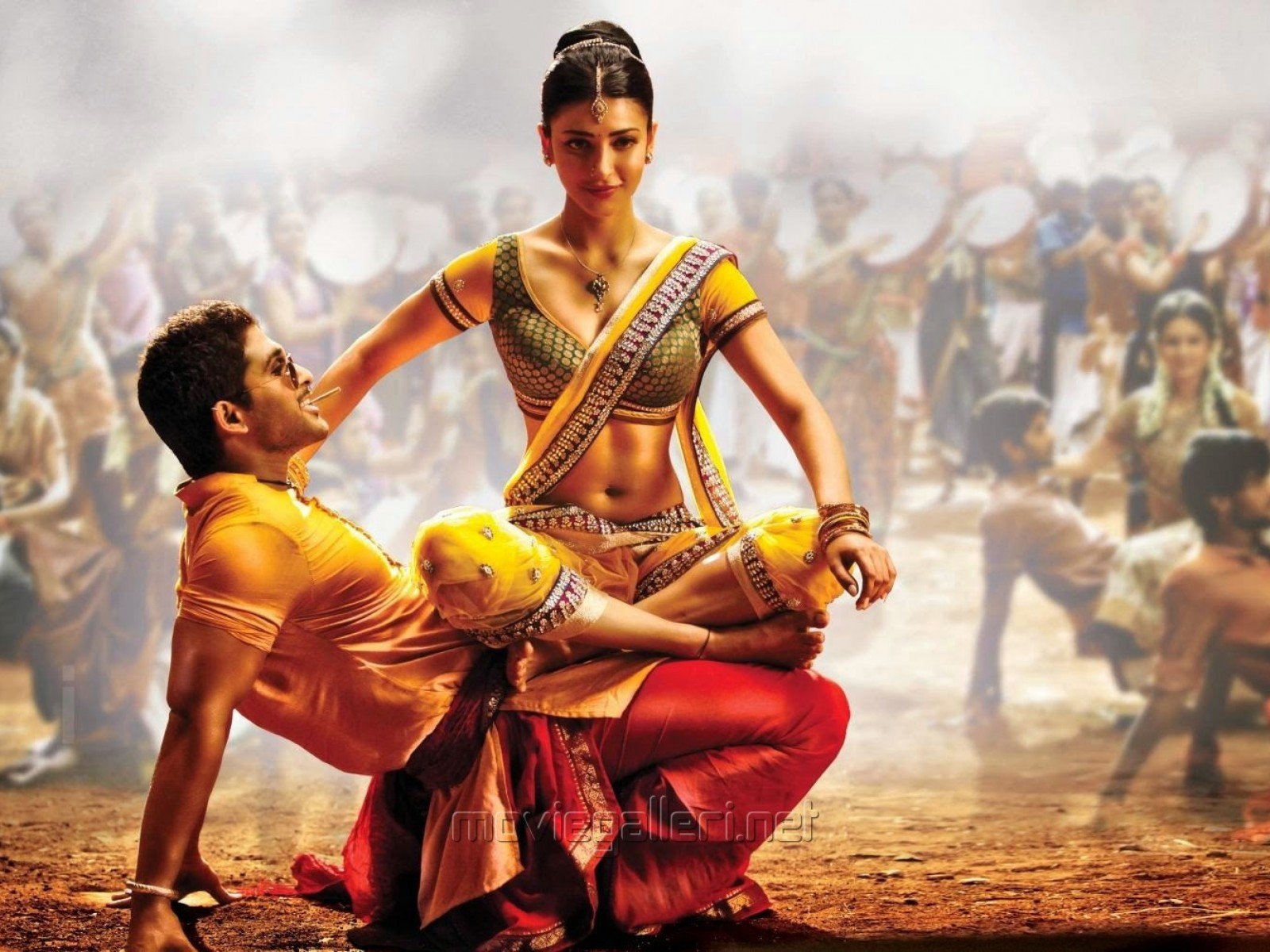 shruti, Hassan, Indian, Actress, Bollywood, Singer, Model, Babe,  85 Wallpaper