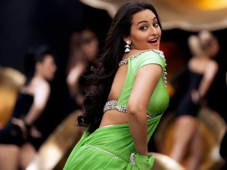 sonakshi, Sinha, Indian, Actress, Bollywood, Babe, Model,  53 HD Wallpaper Desktop Background