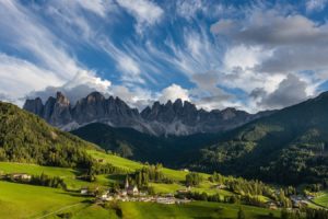 green, Mountains, Clouds, Landscapes, Nature, Trees, Forests, Houses, Towns, Skies, Alpine