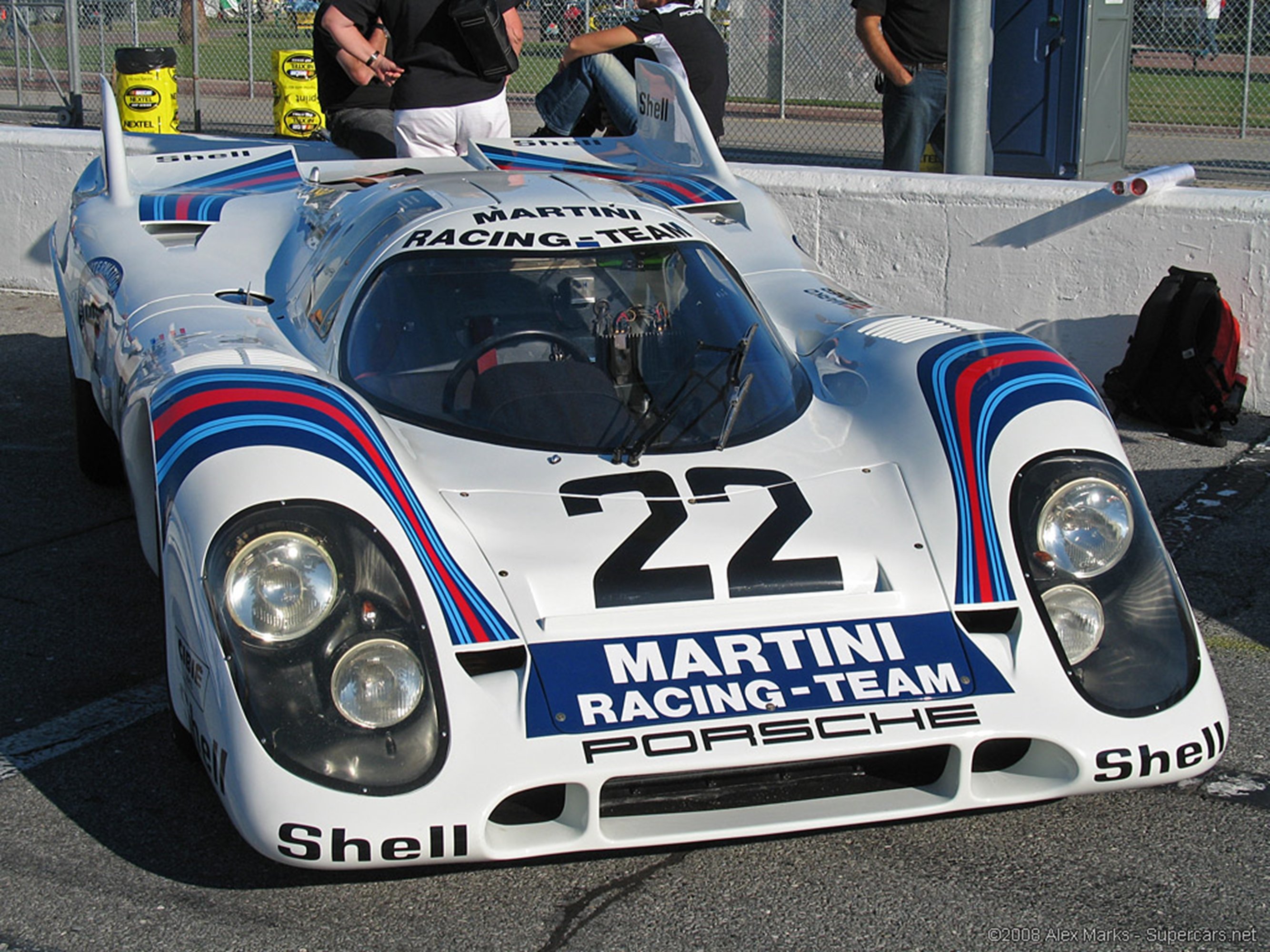 857465, 2667x2000 Wallpaper