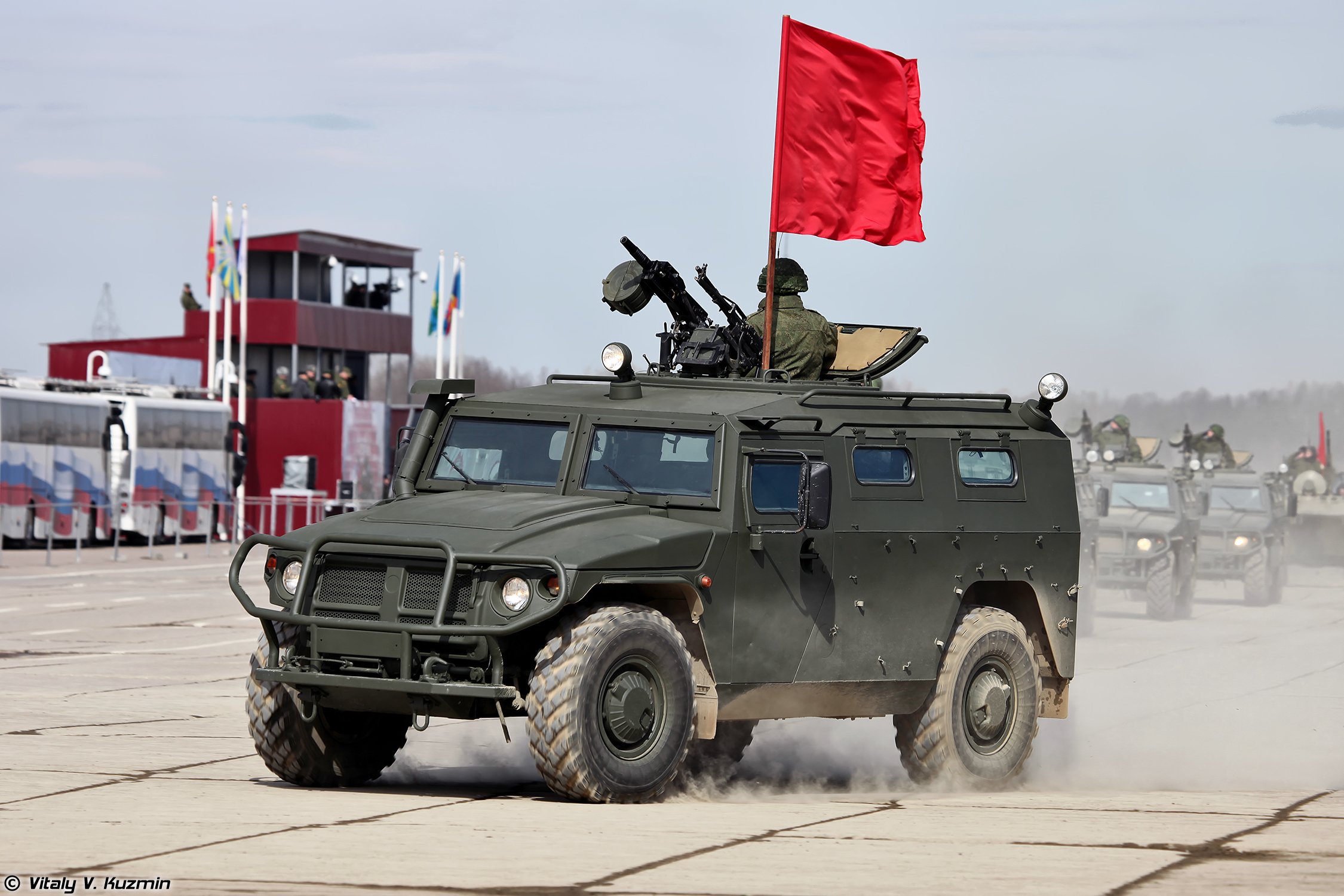 gaz 233014, Tigr, 4x4, Armoured, Red, Flag, April, 9th, Rehearsal, In, Alabino, Of, 2014, Victory, Day, Parade, Russia, Military, Army, Russian Wallpaper