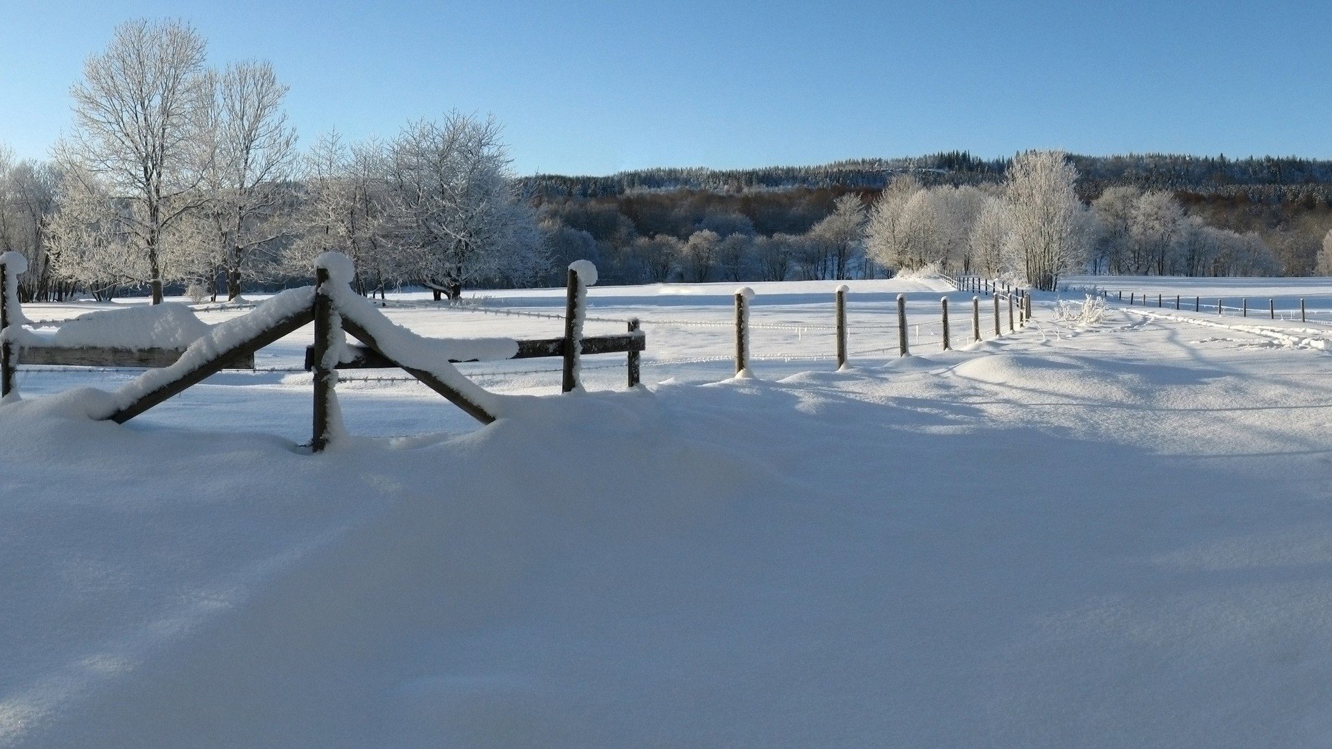 landscapes, Nature, Snow, Fences, Fields Wallpaper