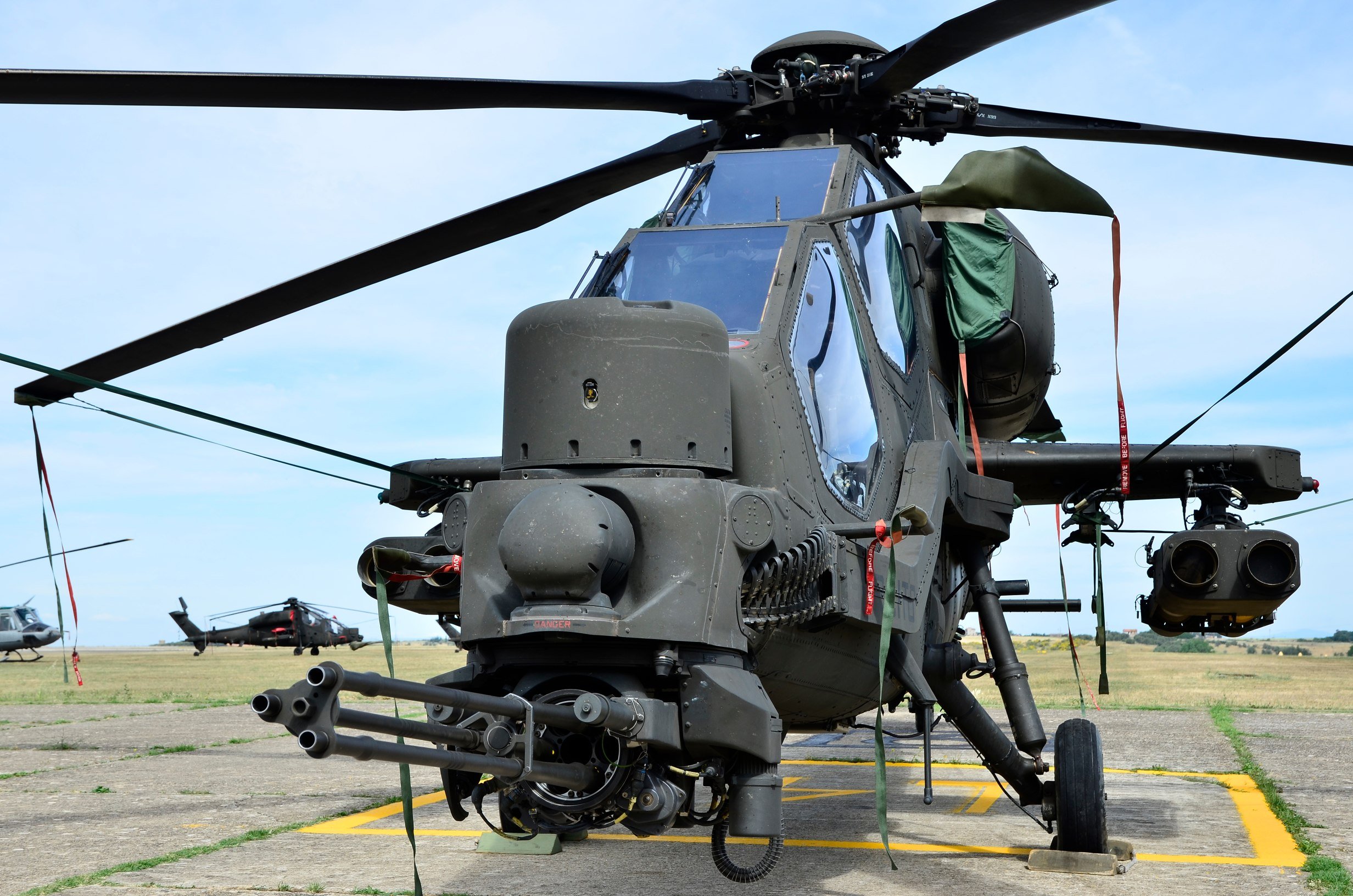 a 129, Helicopter, Aircraft, Military,  10 Wallpaper