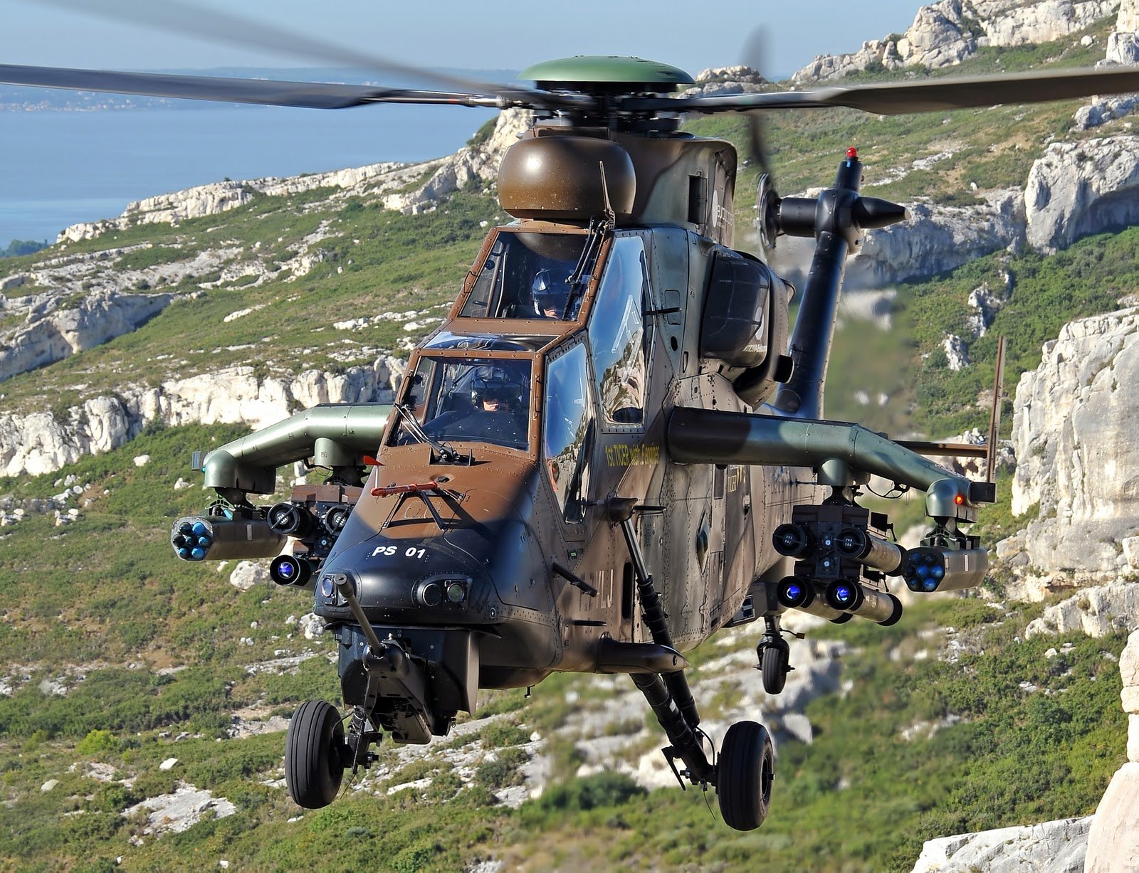 eurocopter, Tiger, Attack, Helicopter, Aircraft,  52 Wallpaper