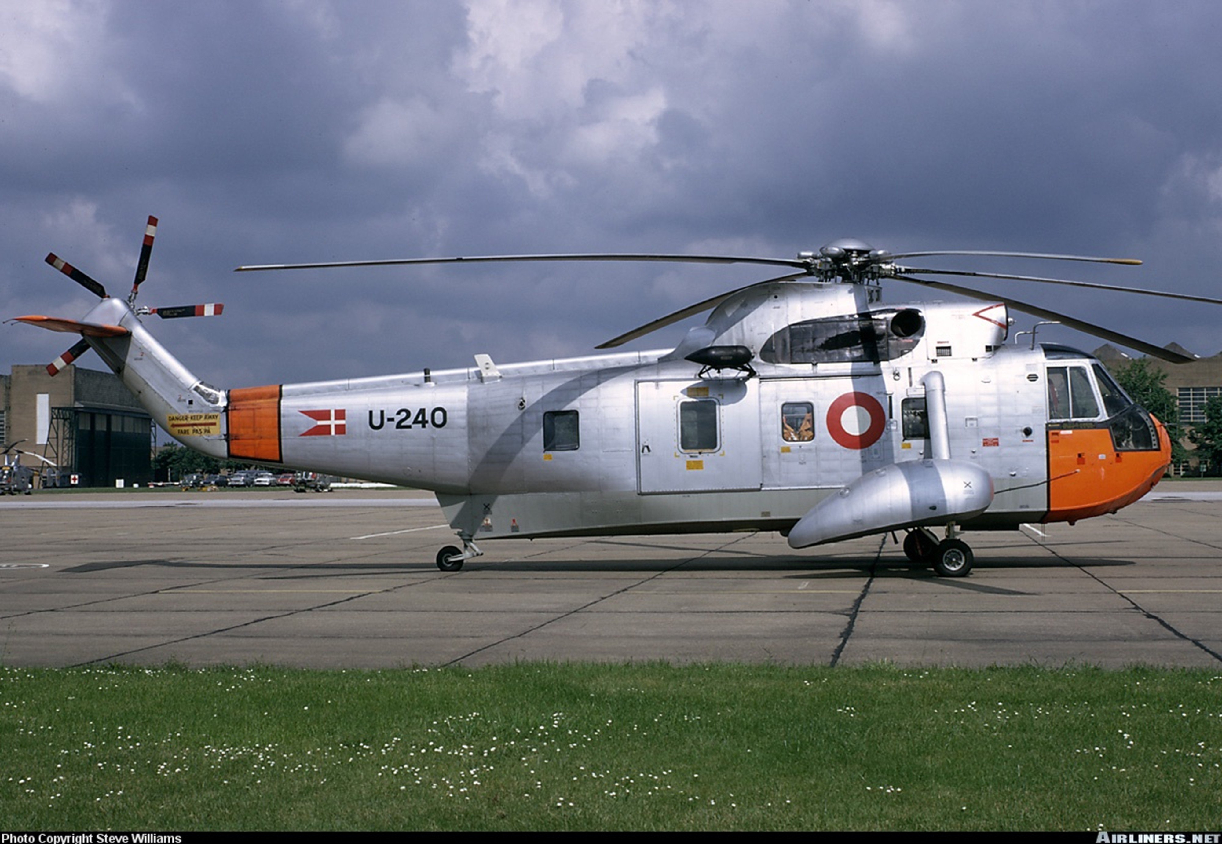 helicopter, Aircraft, Military, Cargo, Transport, Denmark Wallpaper
