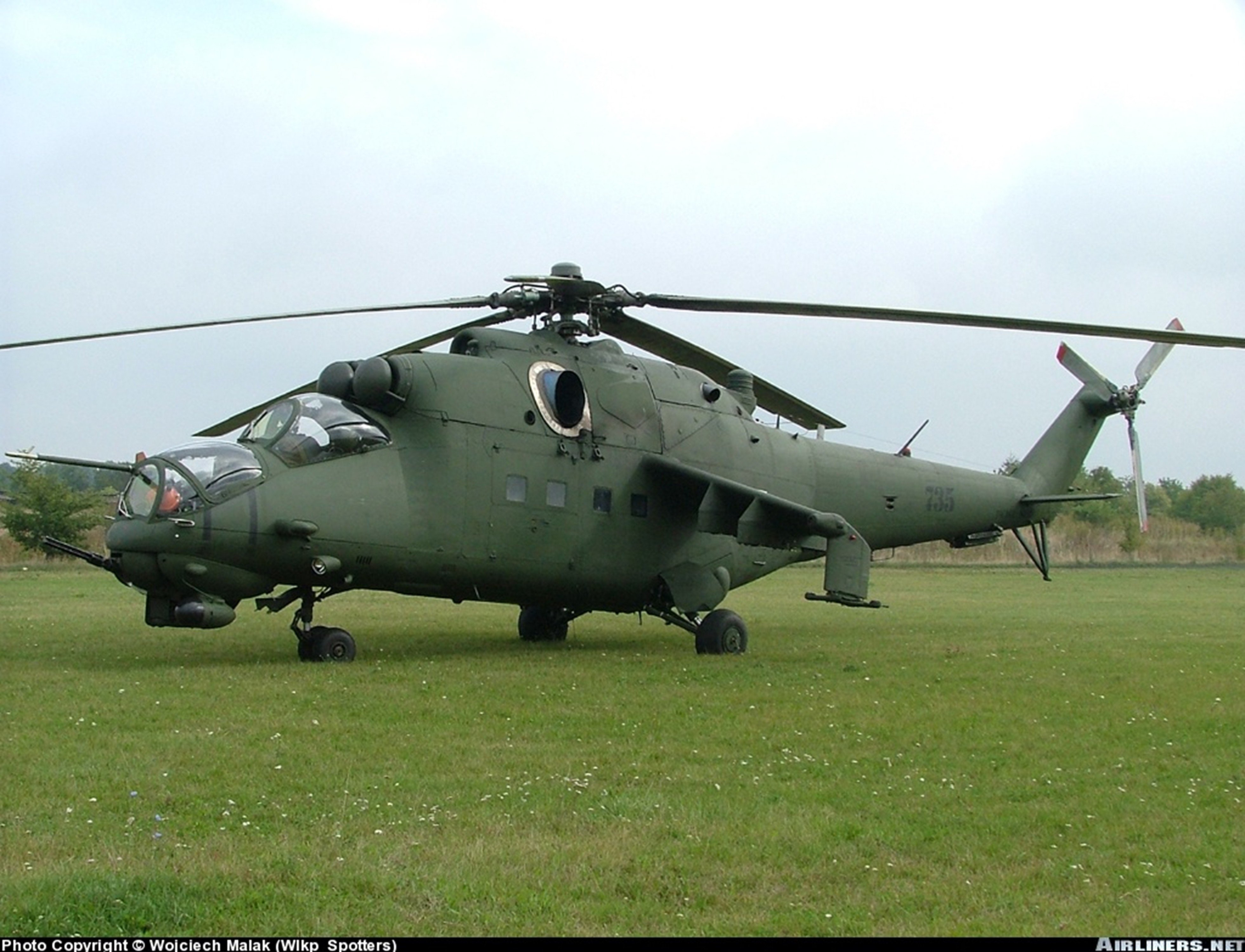 helicopter, Aircraft, Attack, Military, Army, Poland, Mil mi Wallpaper