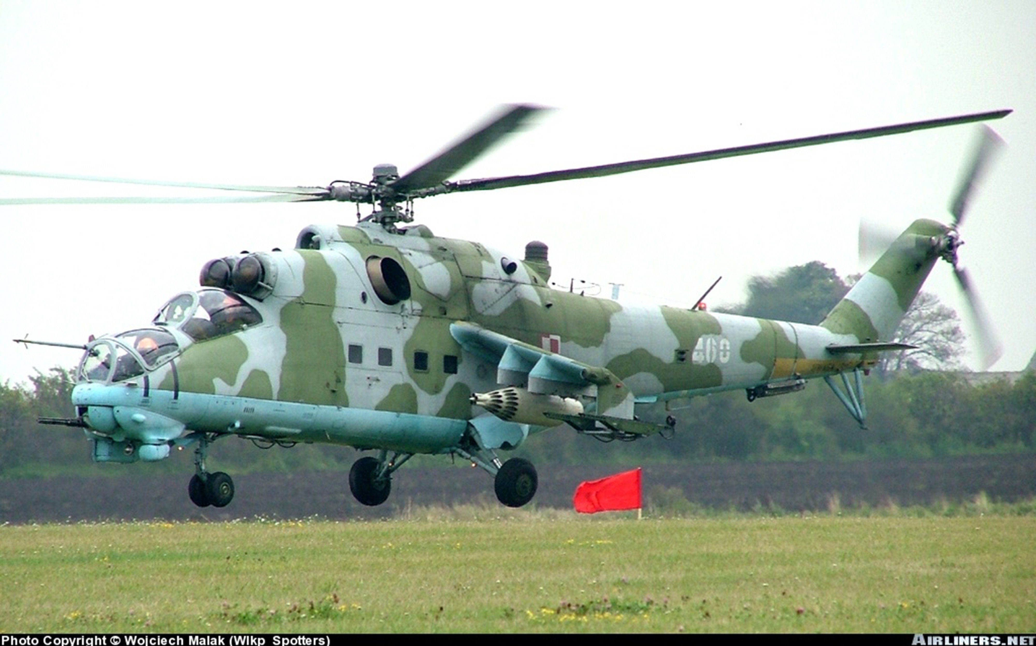 helicopter, Aircraft, Attack, Military, Army, Poland, Mil mi Wallpaper