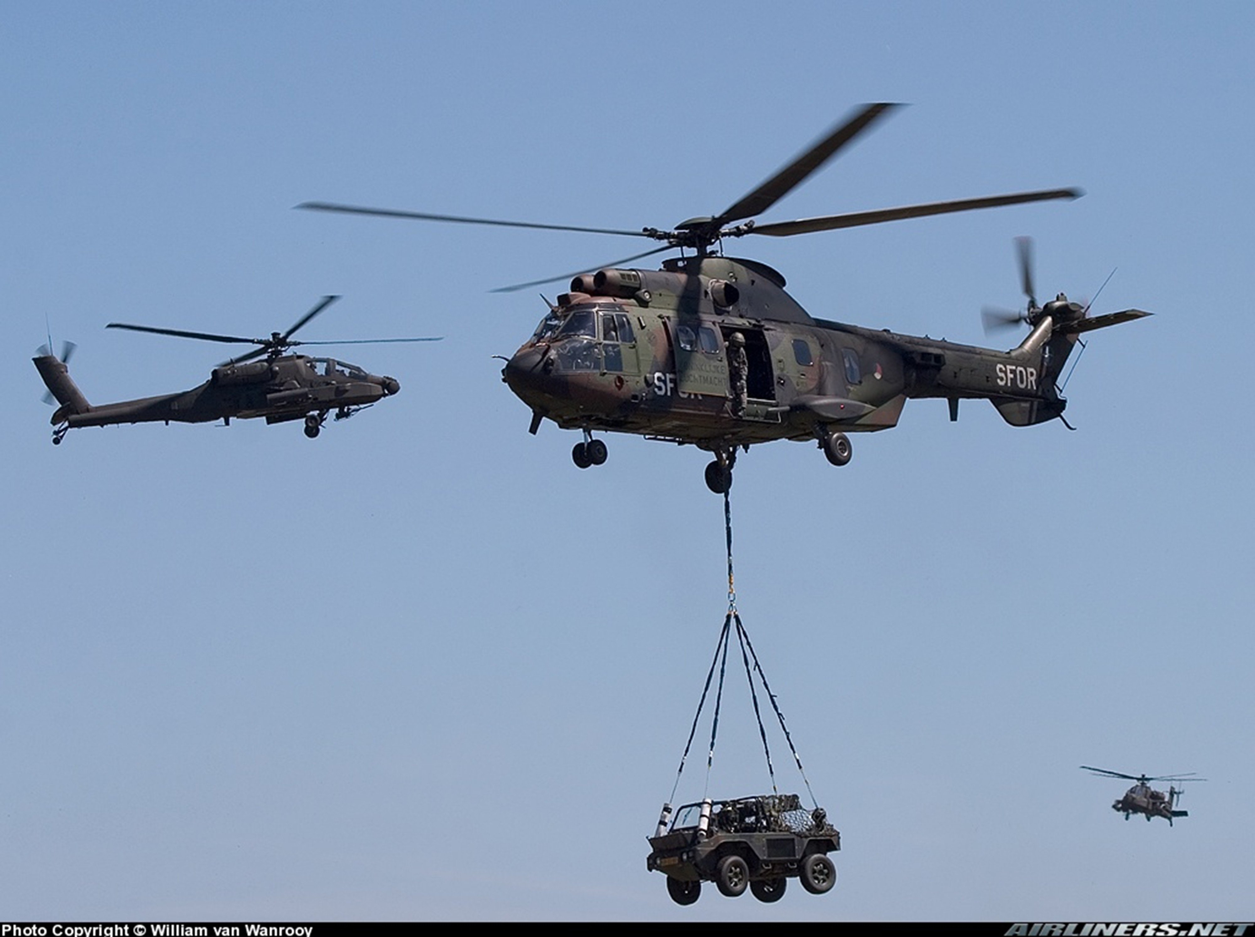 helicopter, Aircraft, Transport, Cargo, Czech republic, Military, Army Wallpaper