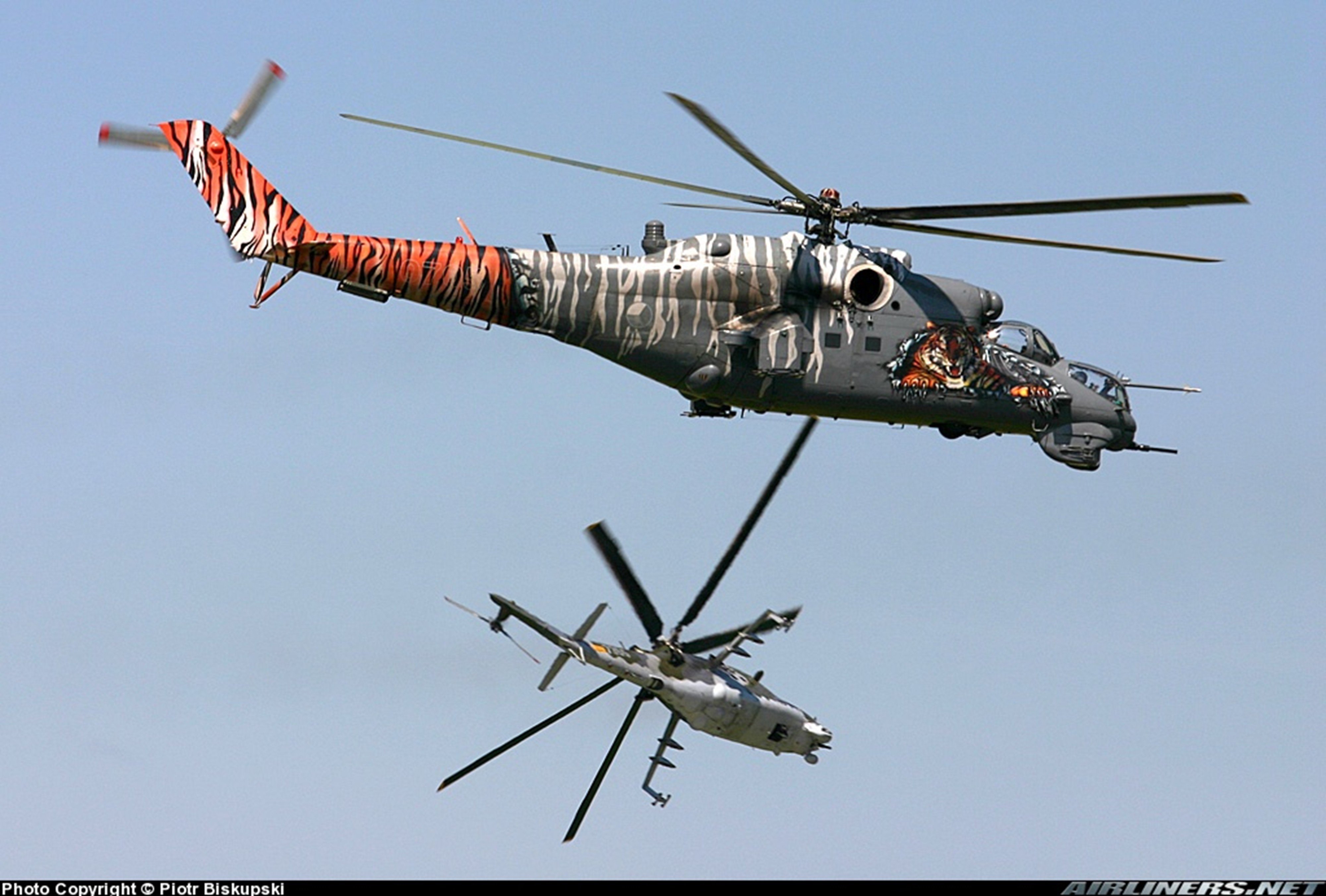helicopter, Aircraft, Attack, Military, Army, Czech republic, Mil mi, Tiger Wallpaper