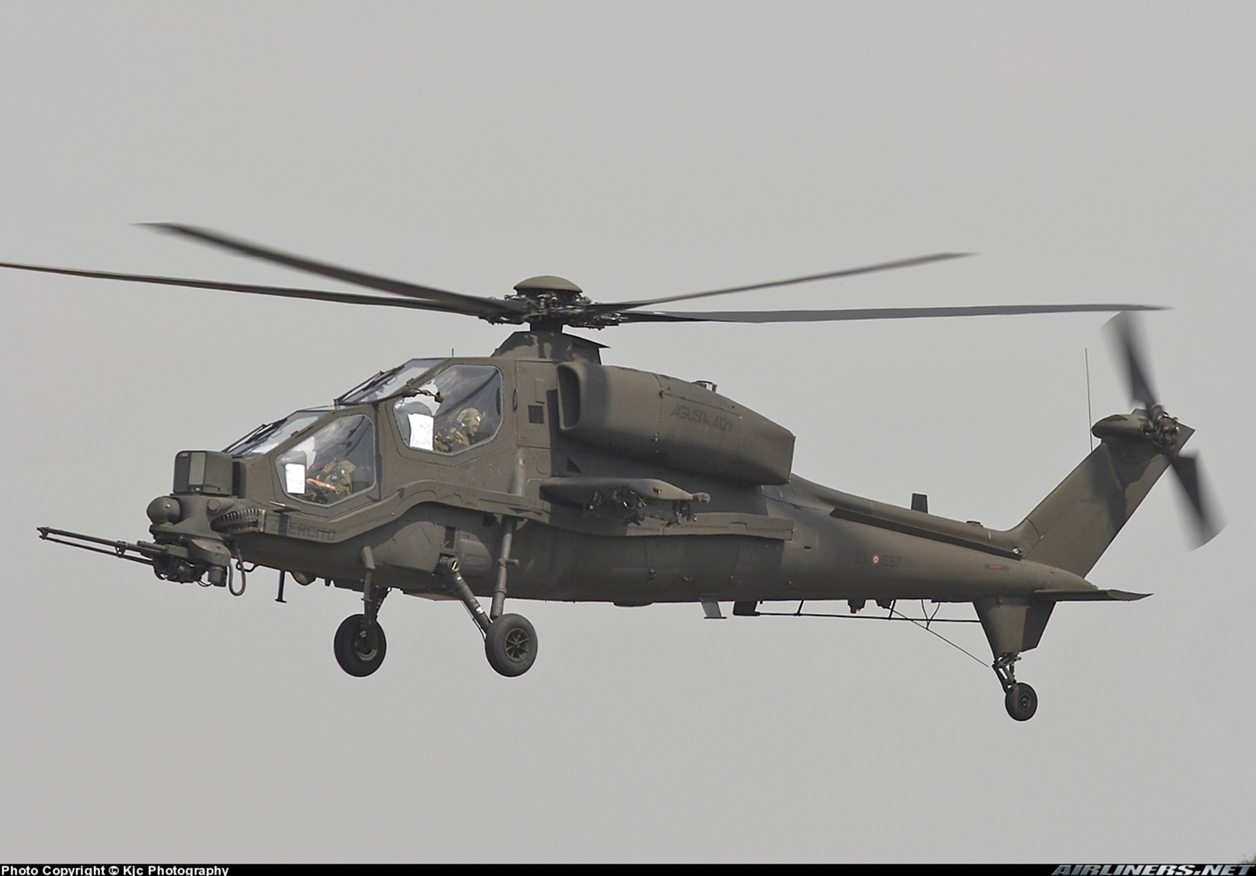 helicopter, Aircraft, Attack, Military, Army, Italy, Agusta, A 129, Mangusta Wallpaper