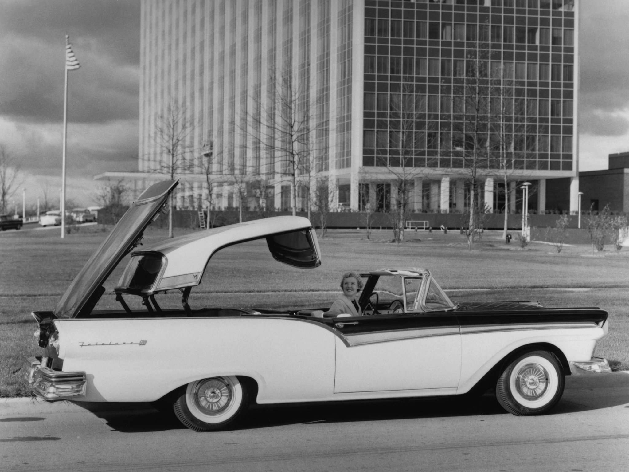 1957, Ford, Fairlane, 500, Skyliner, Retractable, Hardtop, Convertible, Retro, Luxury Wallpaper