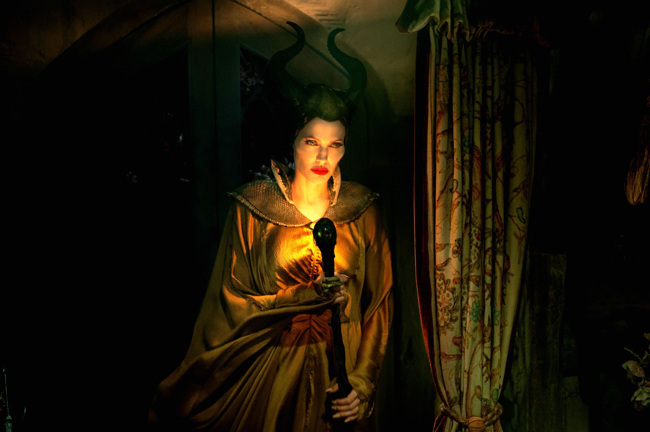 maleficent, Fantasy, Disney, Action, Adventure, Family, Snow, White,  79 Wallpaper