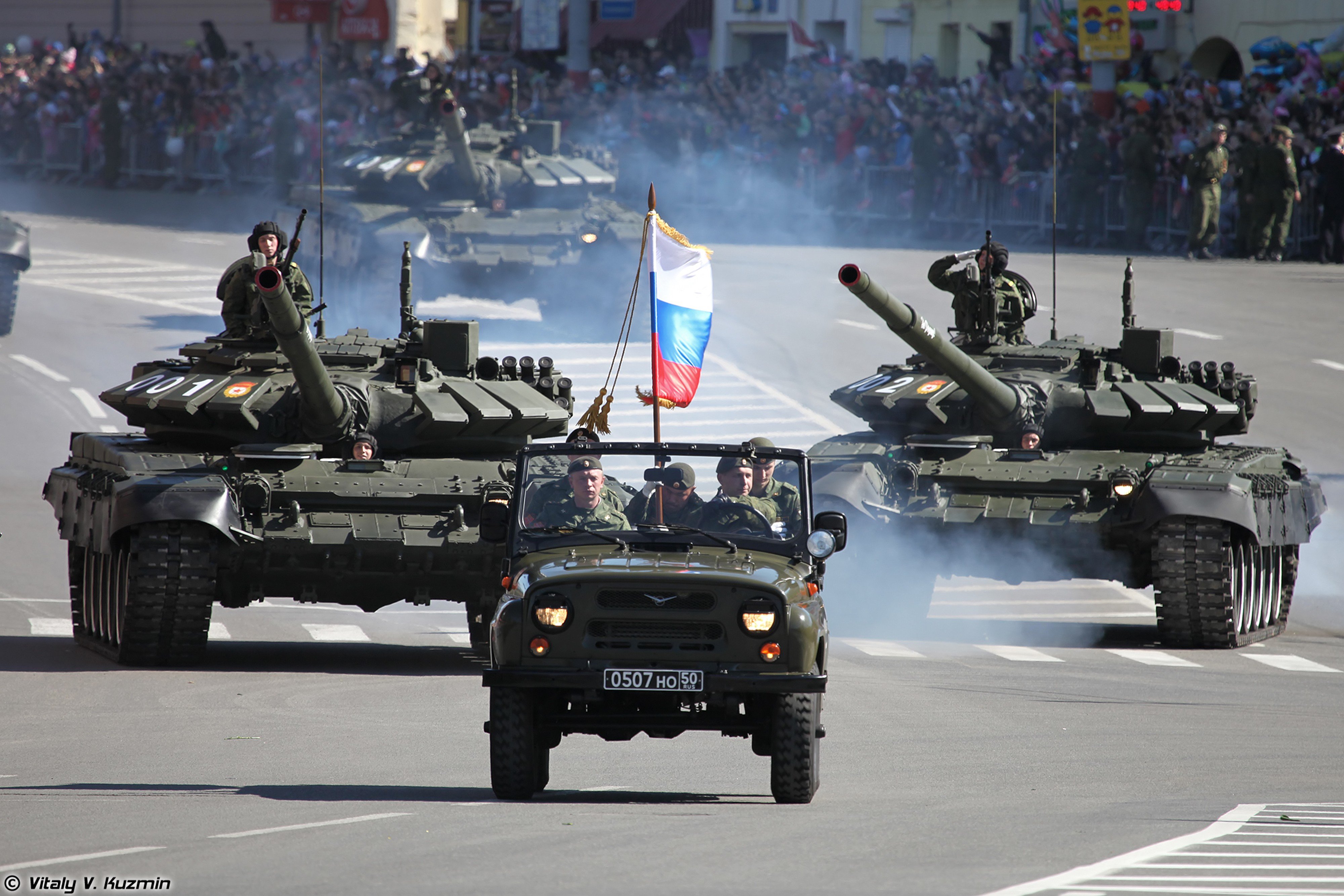 2014, Victory, Day, Parade in nizhny novgorod, Russia, Military, Russian, Army, Red star, 4x4, Tank, Mbt, Uaz 3151, And, T 72b3, 4000x2667 Wallpaper