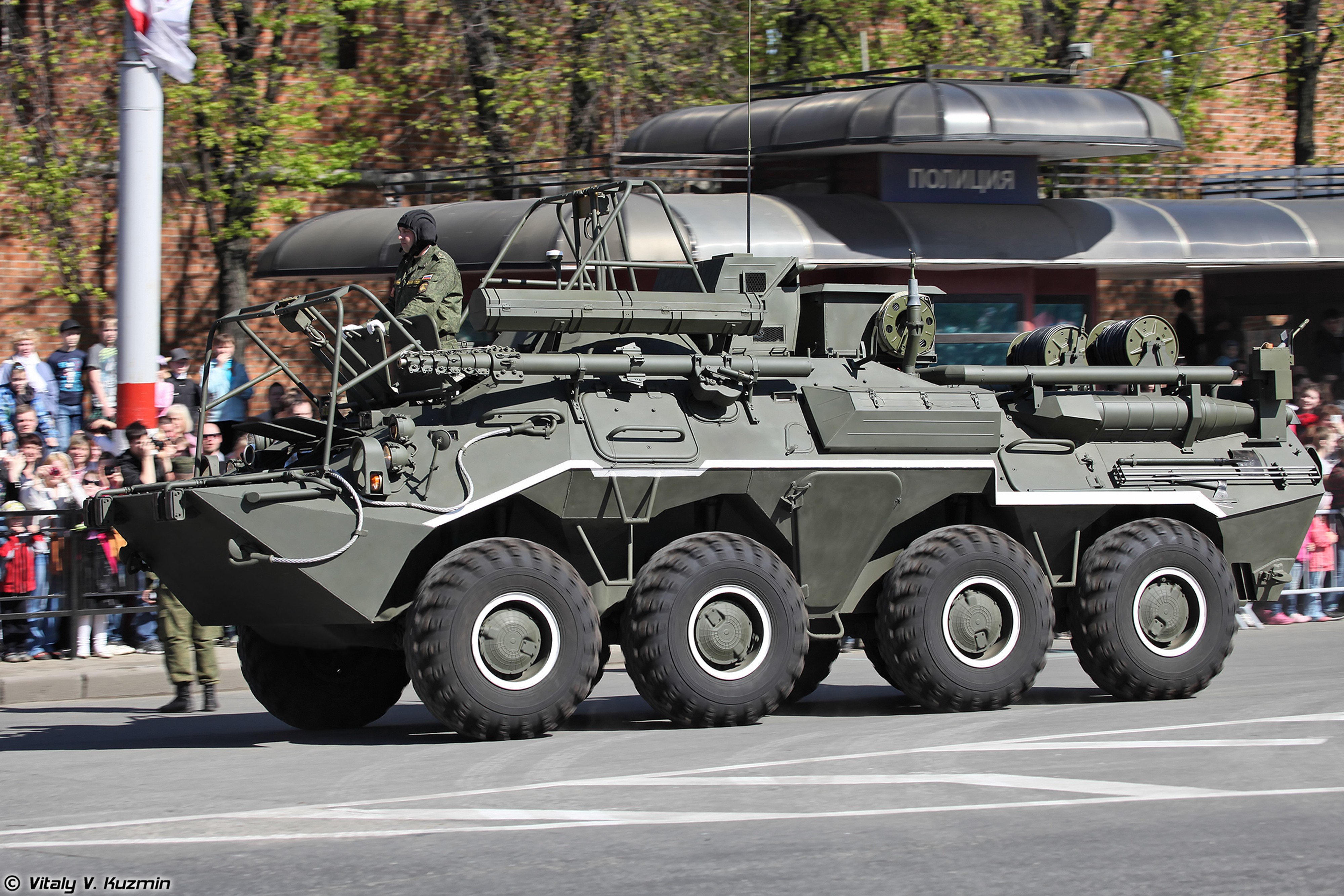 2014, Victory, Day, Parade in nizhny novgorod, Russia, Military, Russian, Army, Red star, Armore, R 166 0, 5, Signal, Vehicle, On, K1sh1, Base, 4000x2667 Wallpaper