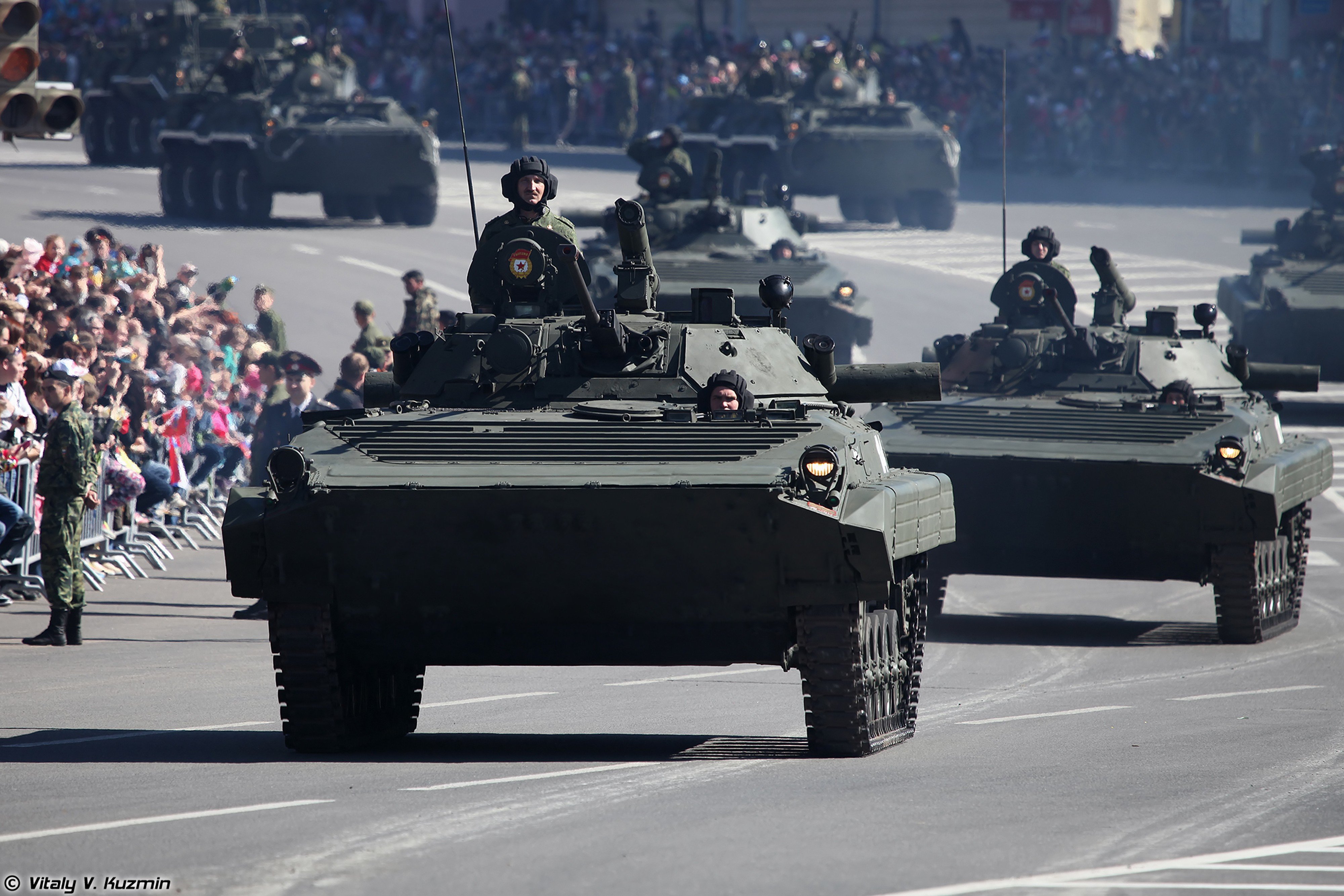 2014, Victory, Day, Parade in nizhny novgorod, Russia, Military, Russian, Army, Red star, Armored, Bmp 2, Ifv, 4, 4000x2667 Wallpaper