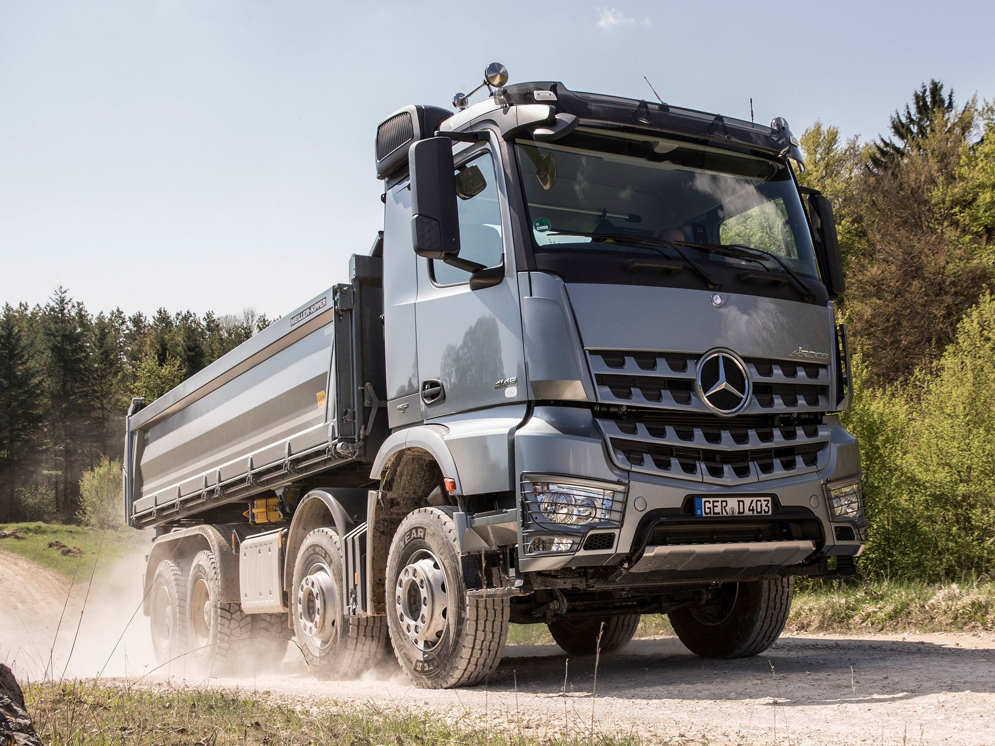 Mercedes Benz Arocs Slt Semi Tractor Wallpapers Hd Desktop And Mobile Backgrounds